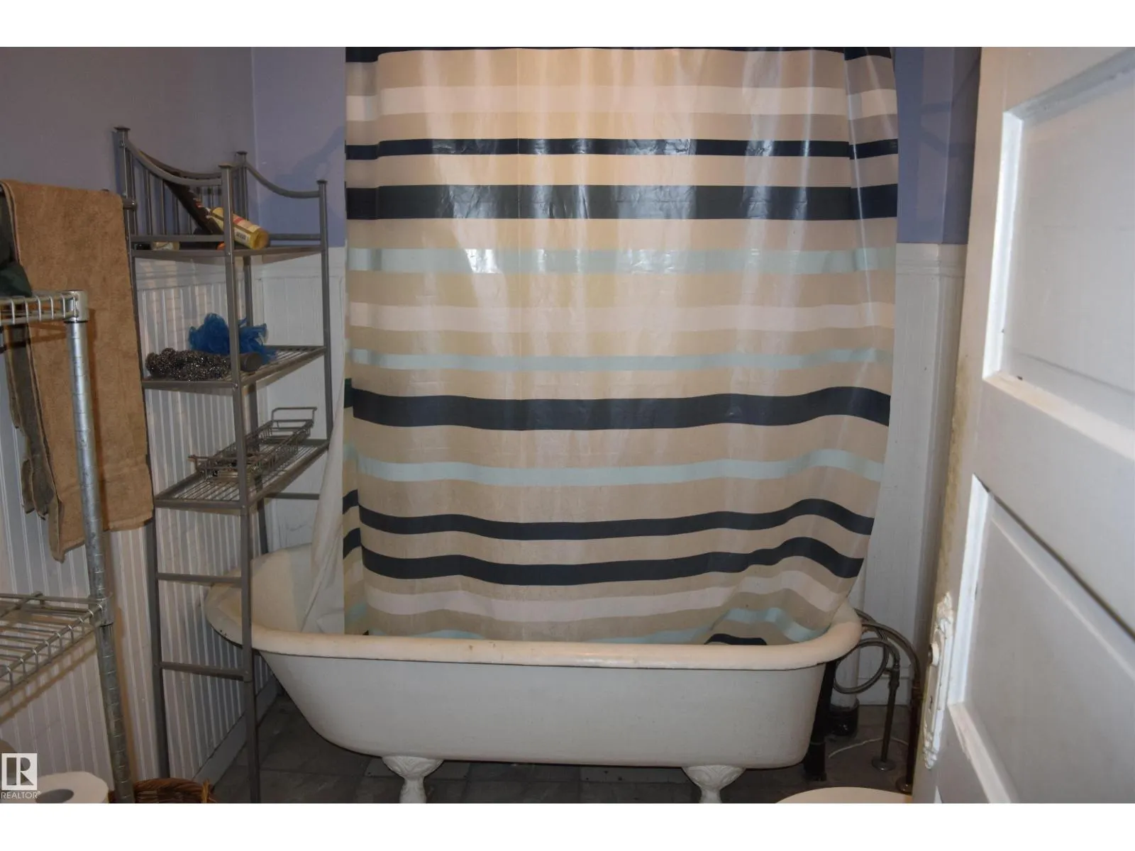 9551 106A AV NW