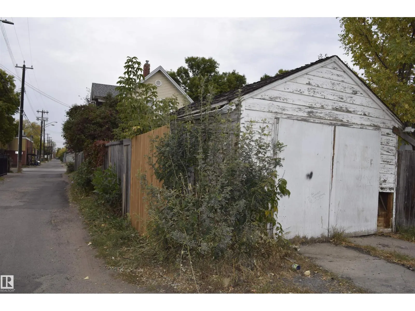 9551 106A AV NW