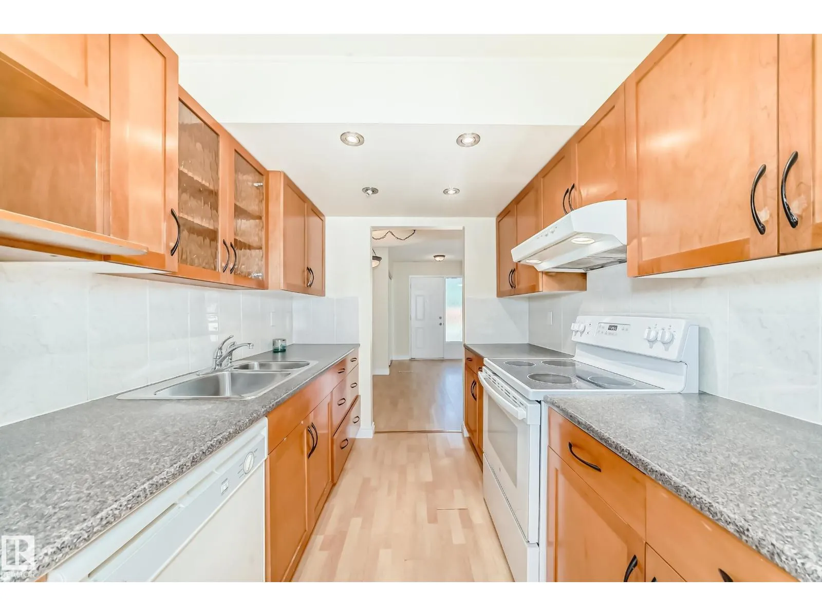 11725 32A AV NW