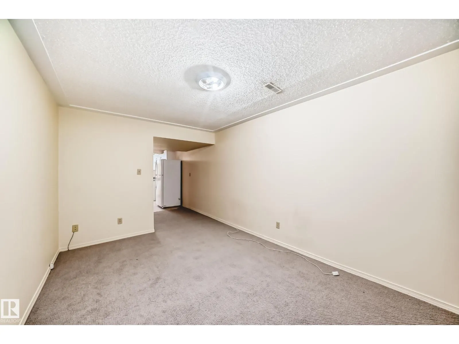 11725 32A AV NW