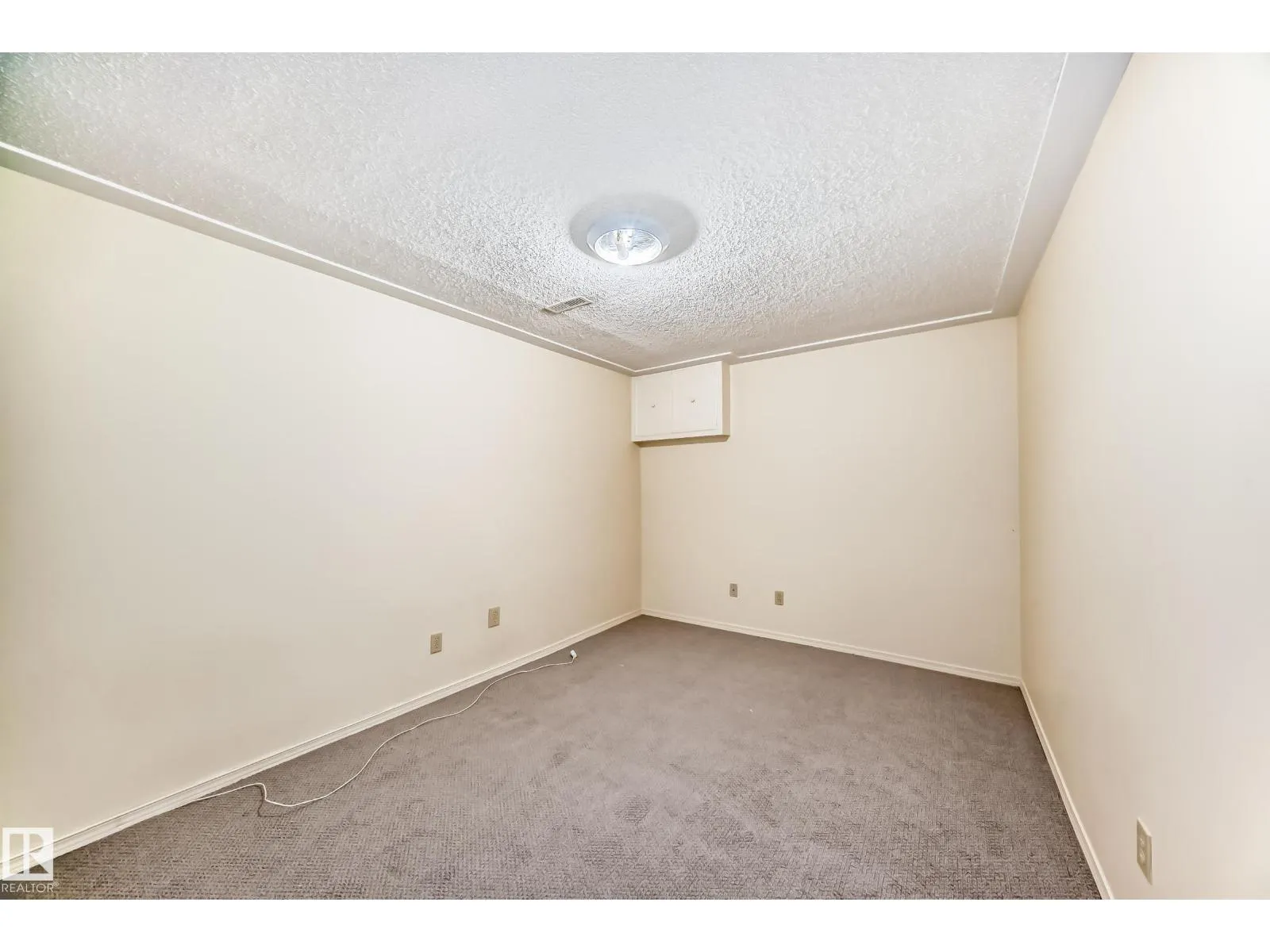 11725 32A AV NW