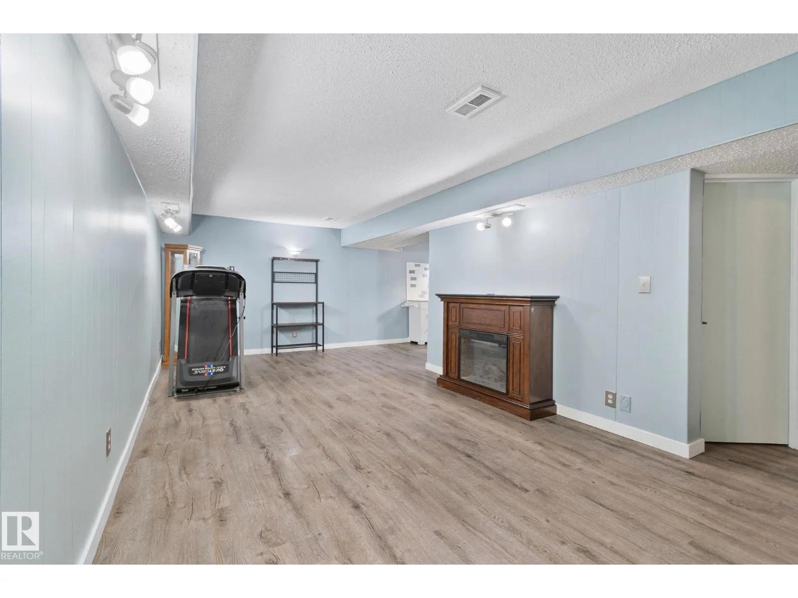 13423 72 ST NW