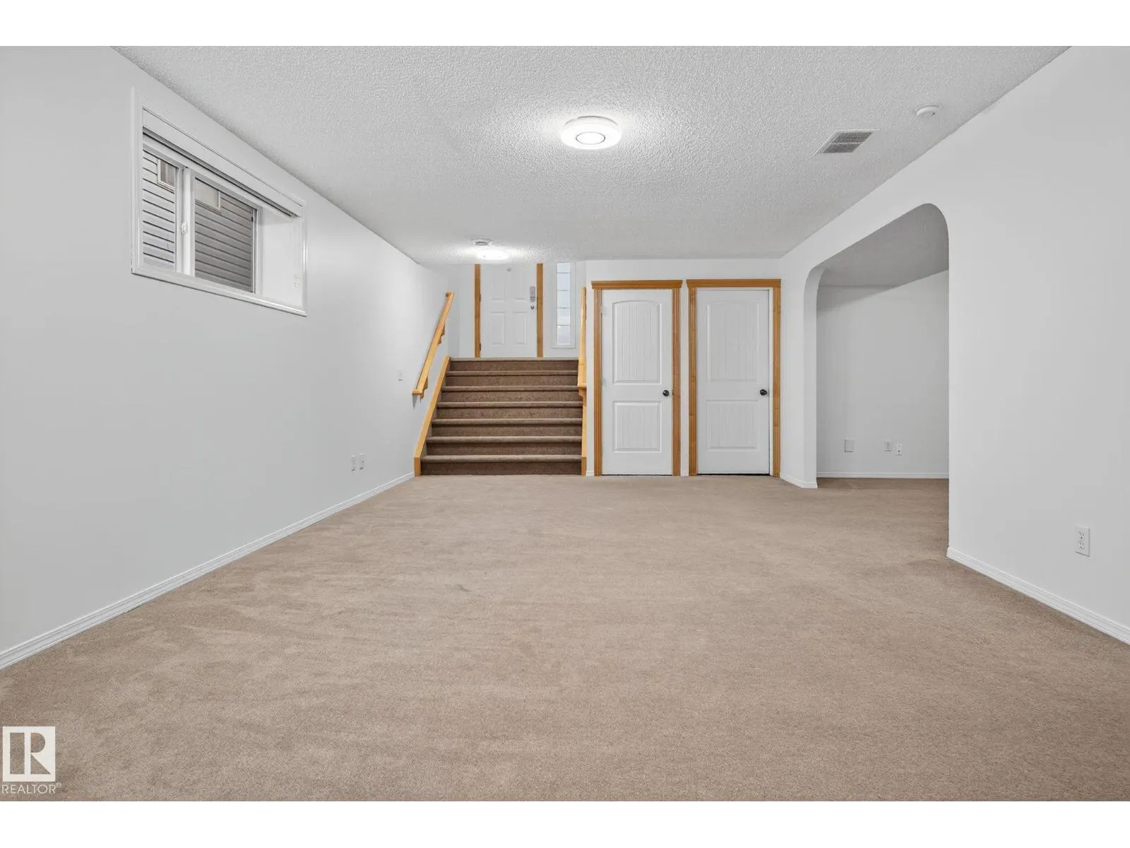 4308 155 AV NW