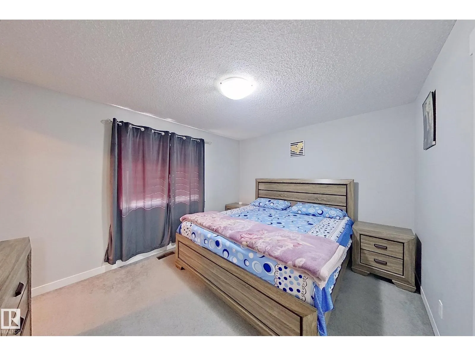 1221 27 ST NW
