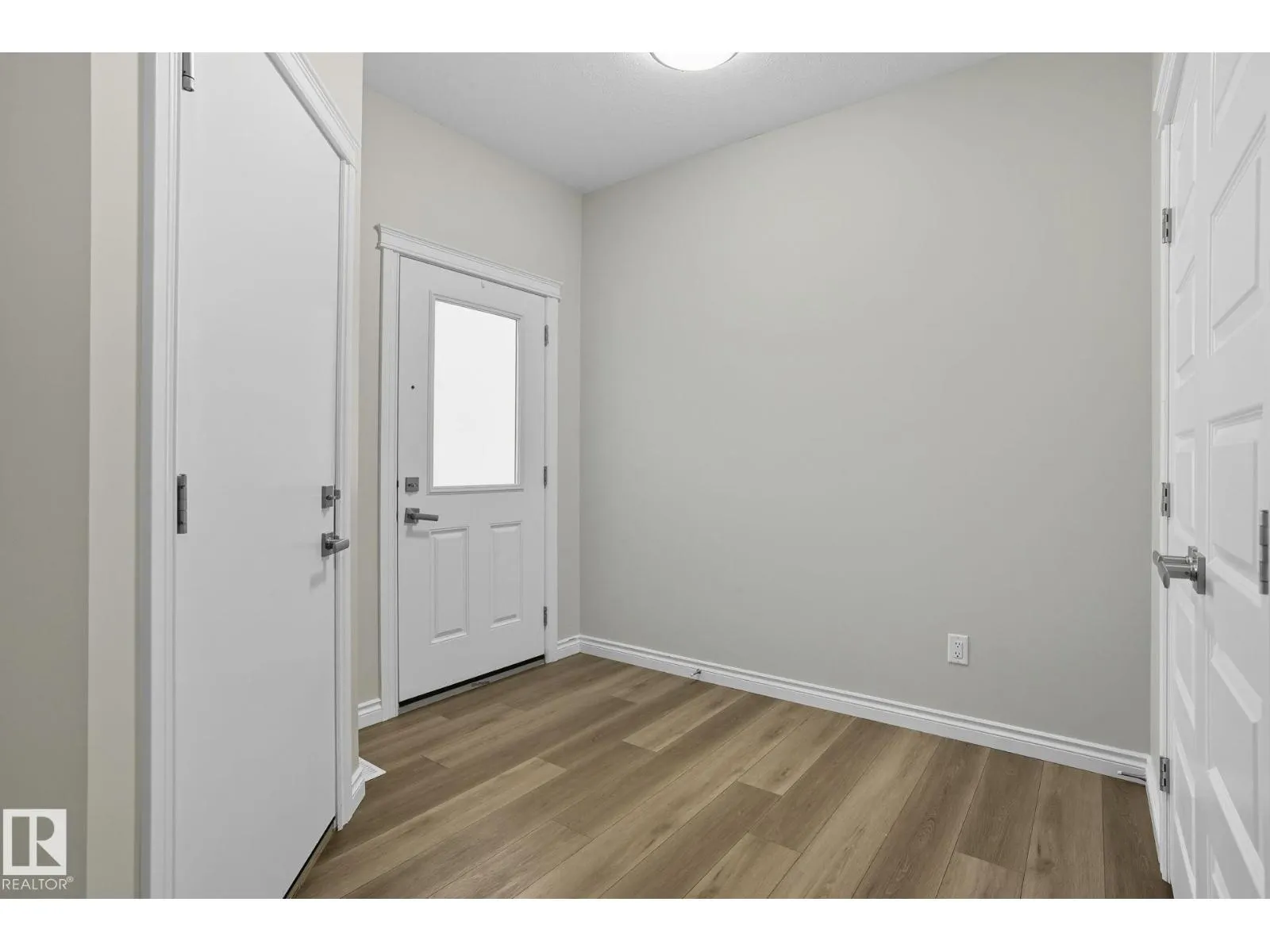 73 Redspur Drive
