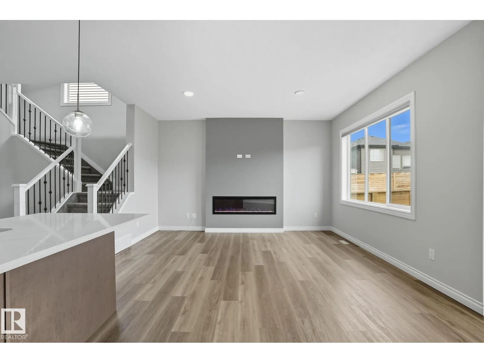 73 Redspur Drive
