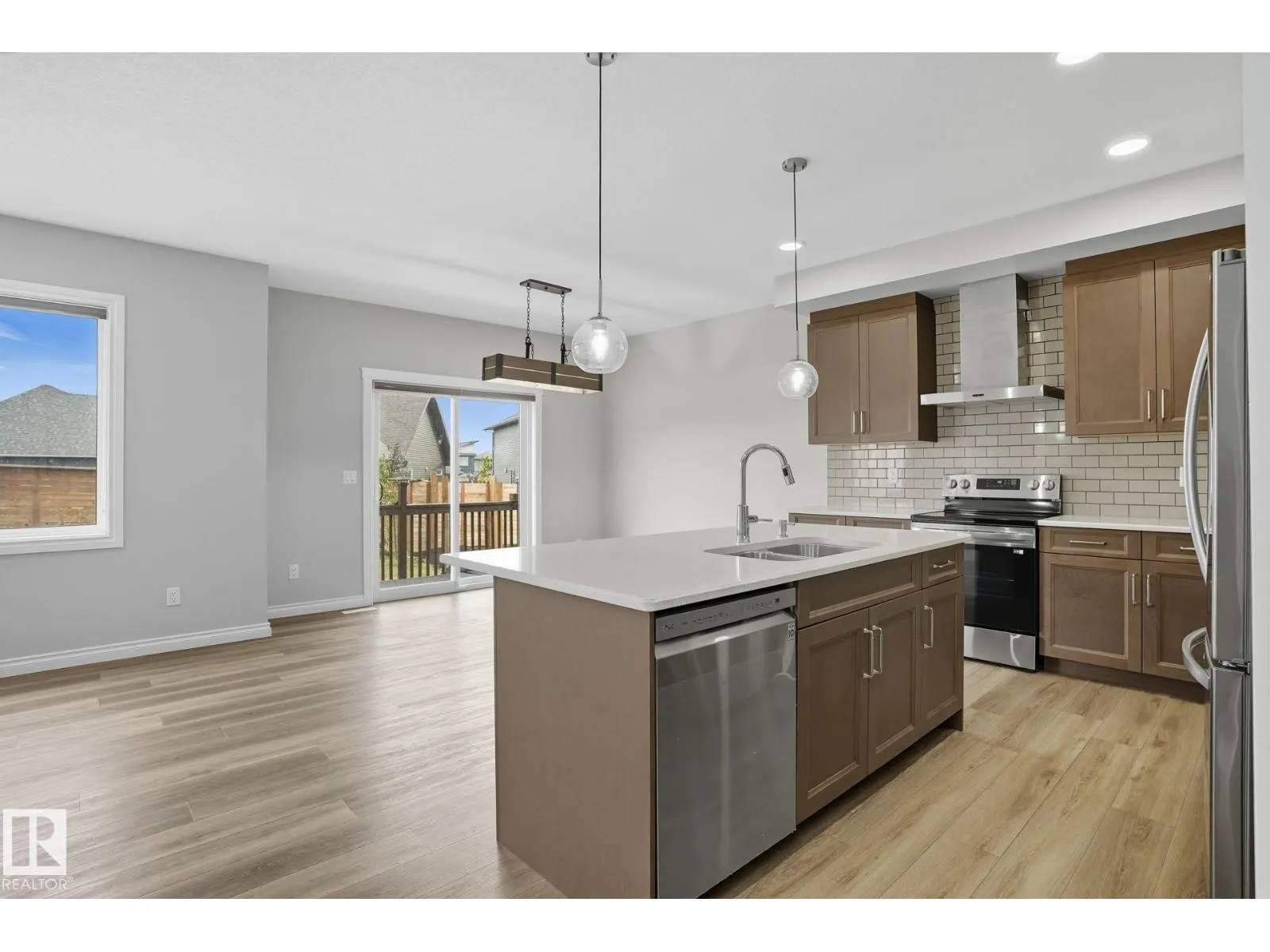 73 Redspur Drive