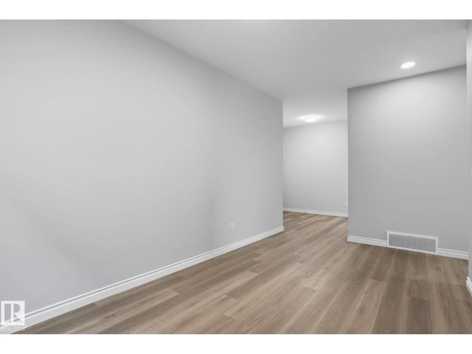 73 Redspur Drive