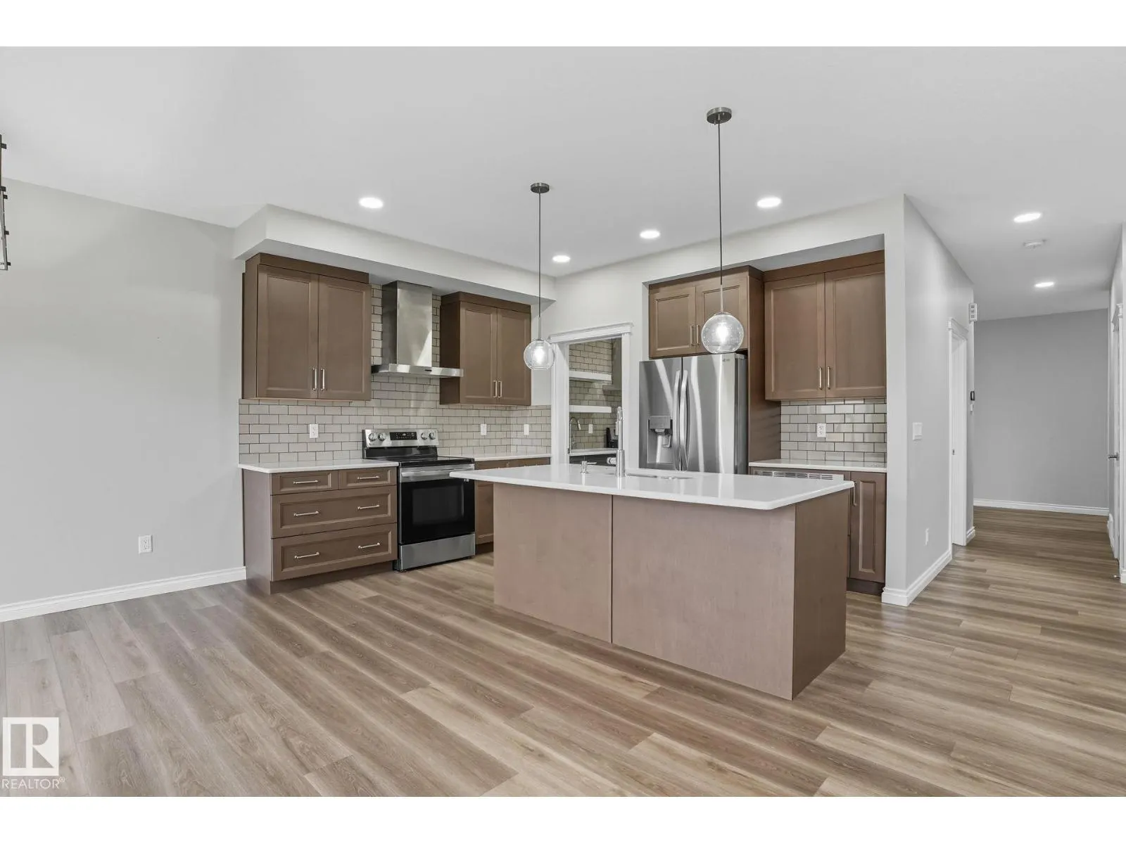 73 Redspur Drive