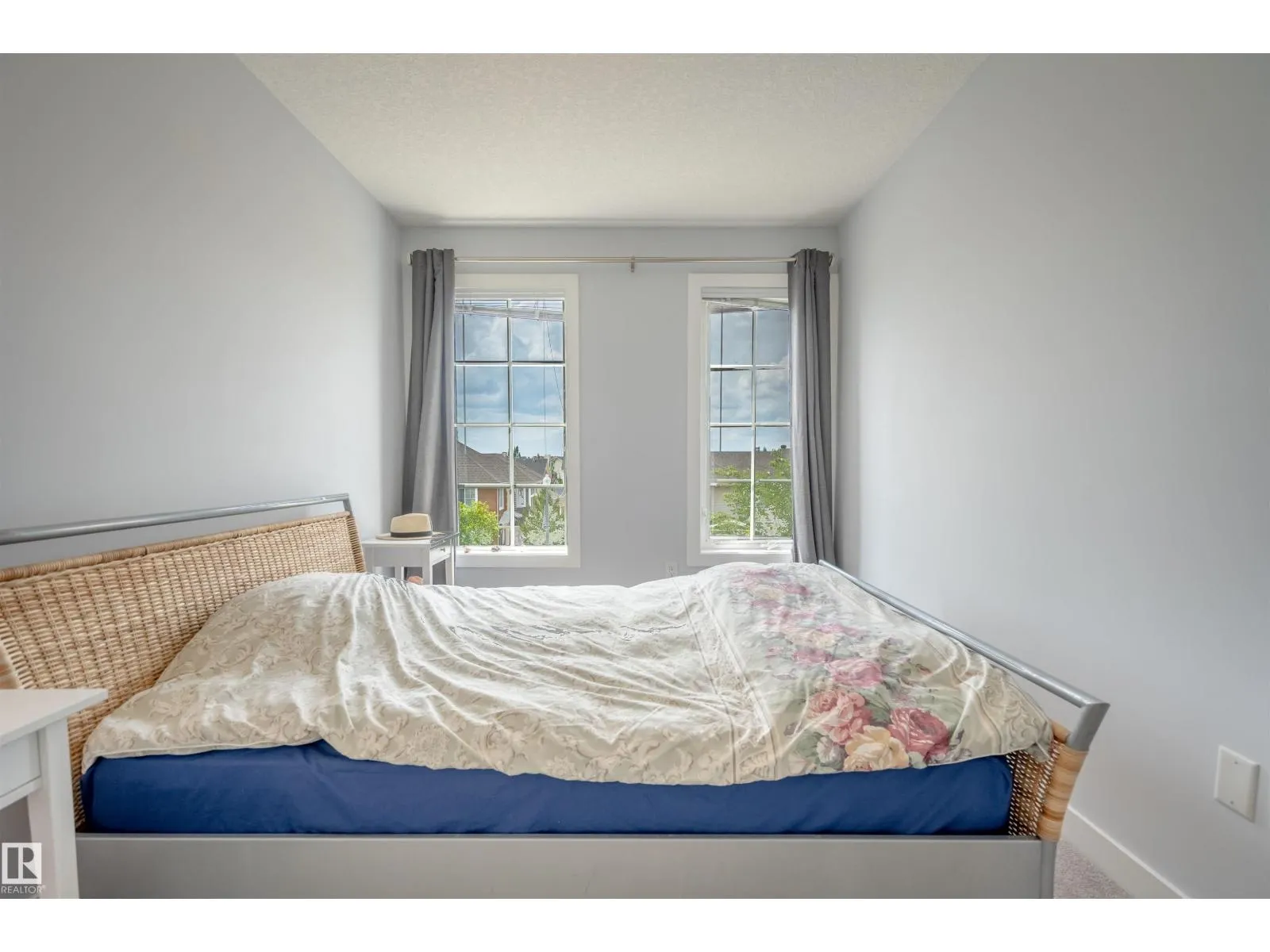 1085 GAULT BV NW