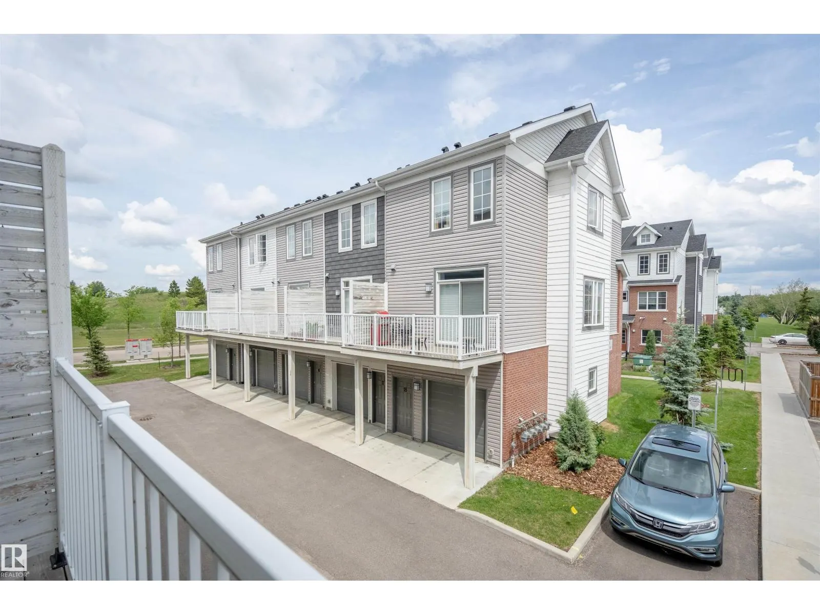 1085 GAULT BV NW