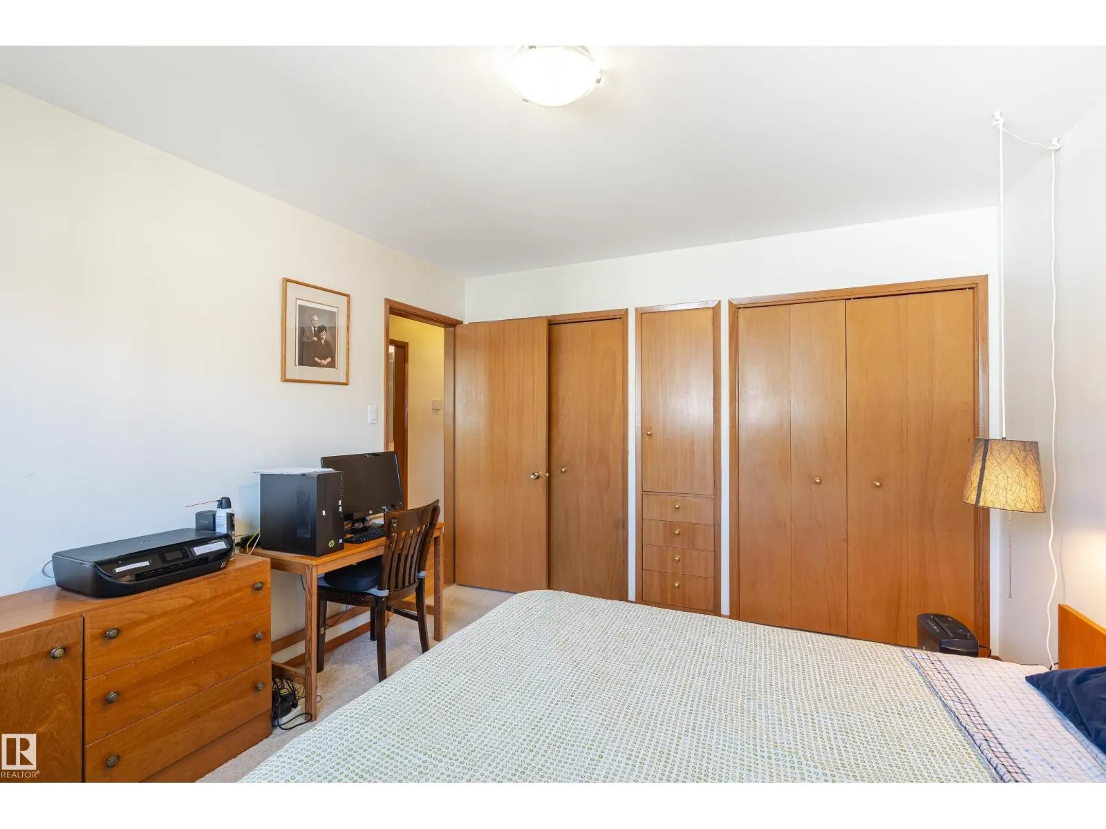 9718 76 AV NW
