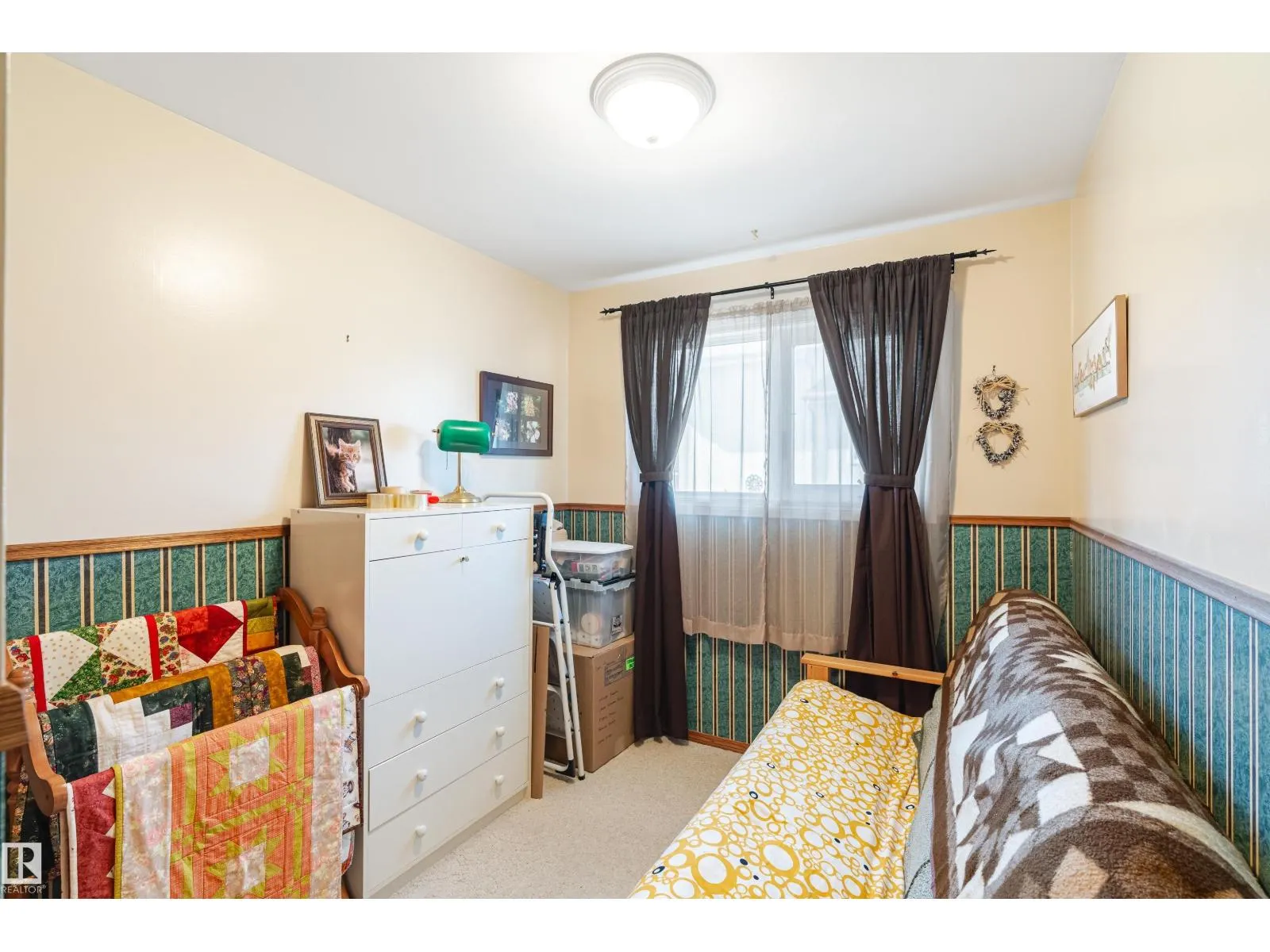 9718 76 AV NW