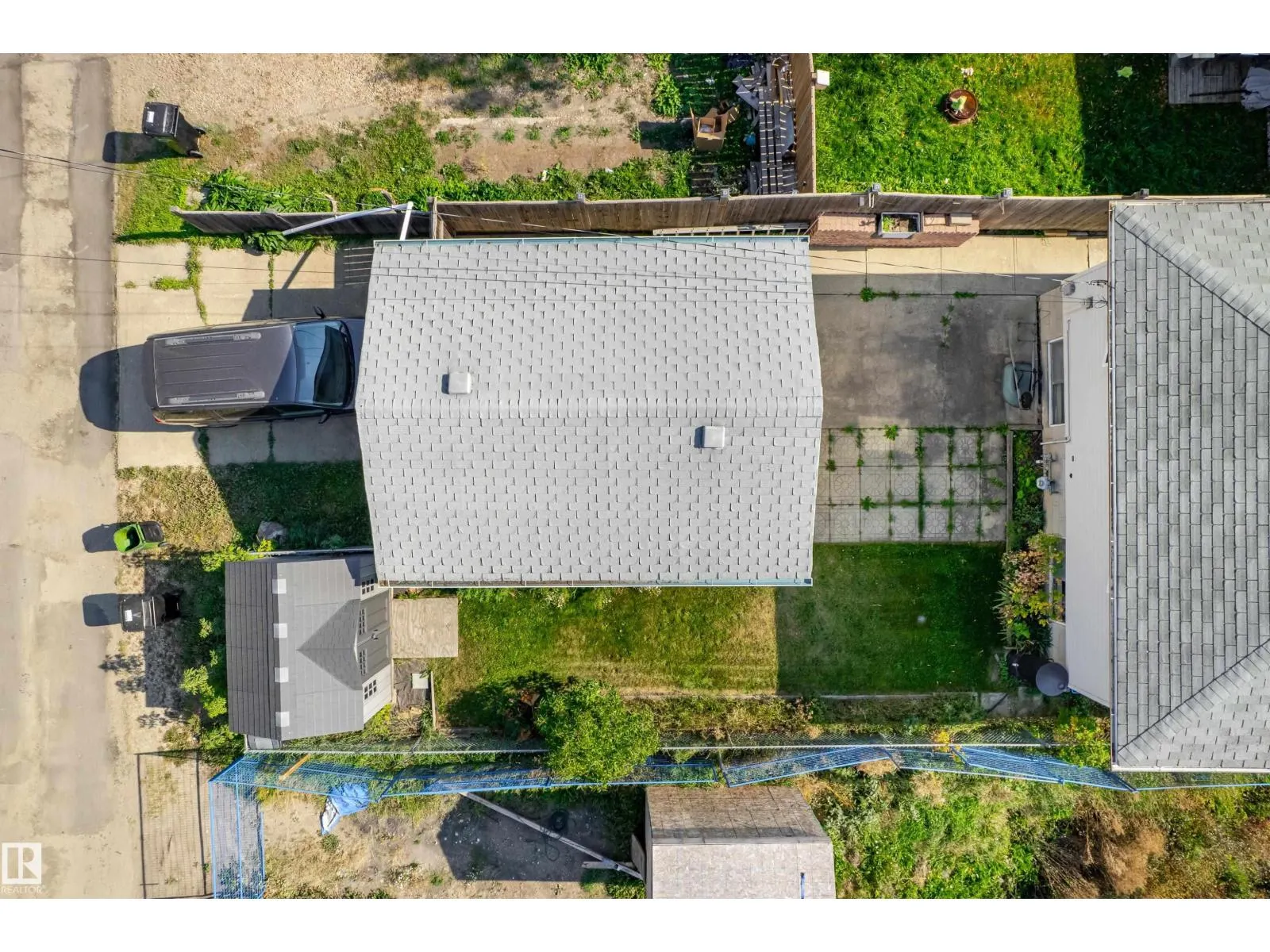 9718 76 AV NW