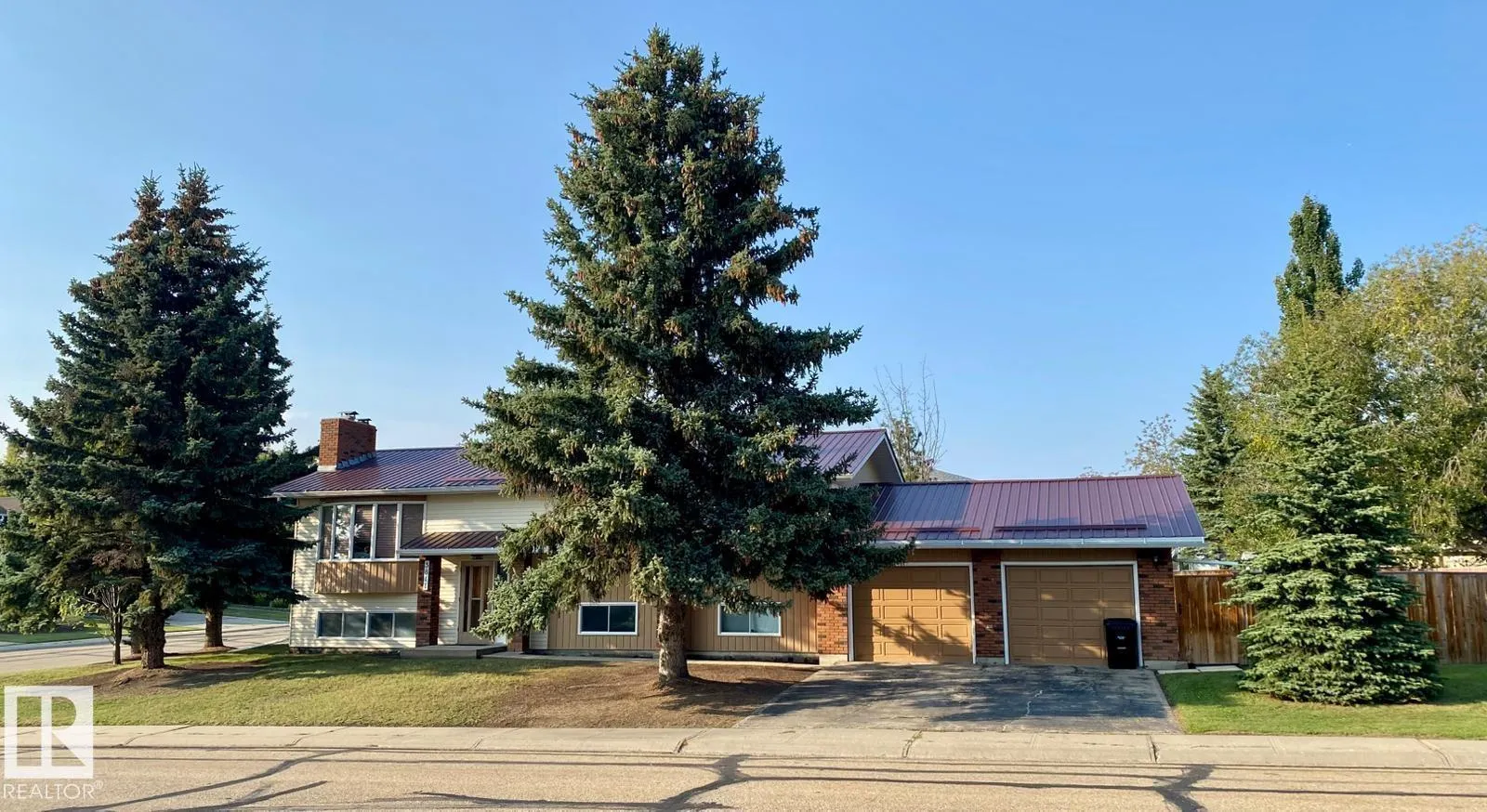 5811 56 ST