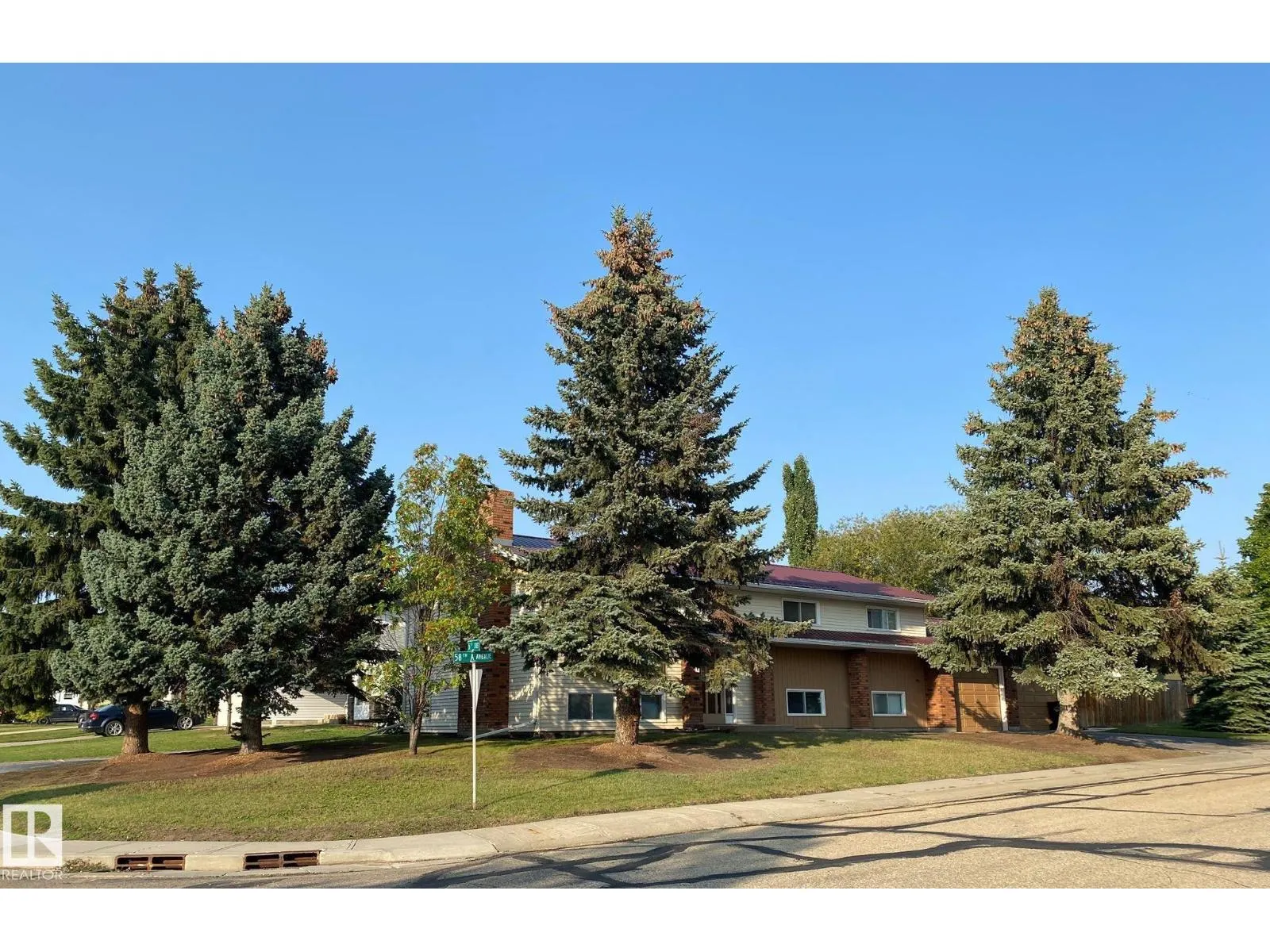 5811 56 ST
