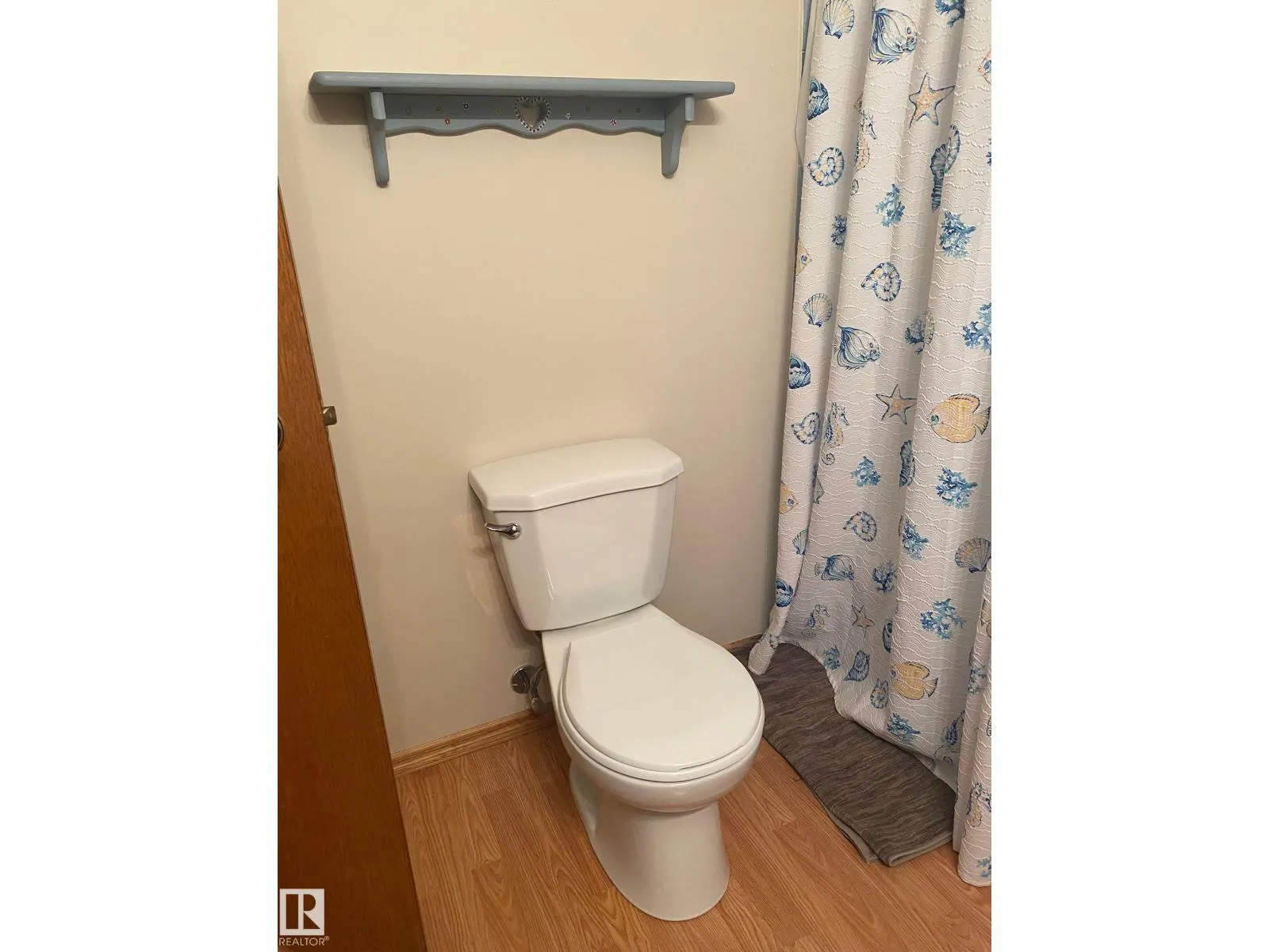5811 56 ST