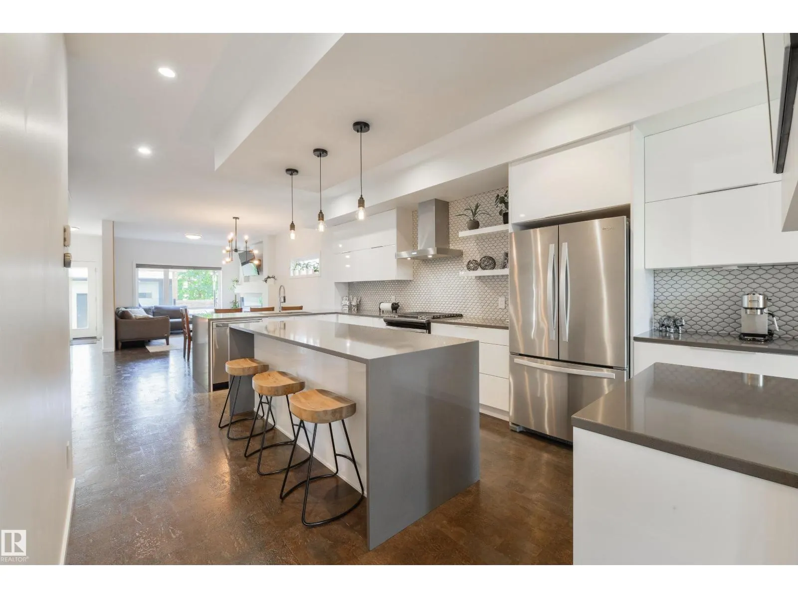 11415 126 ST NW