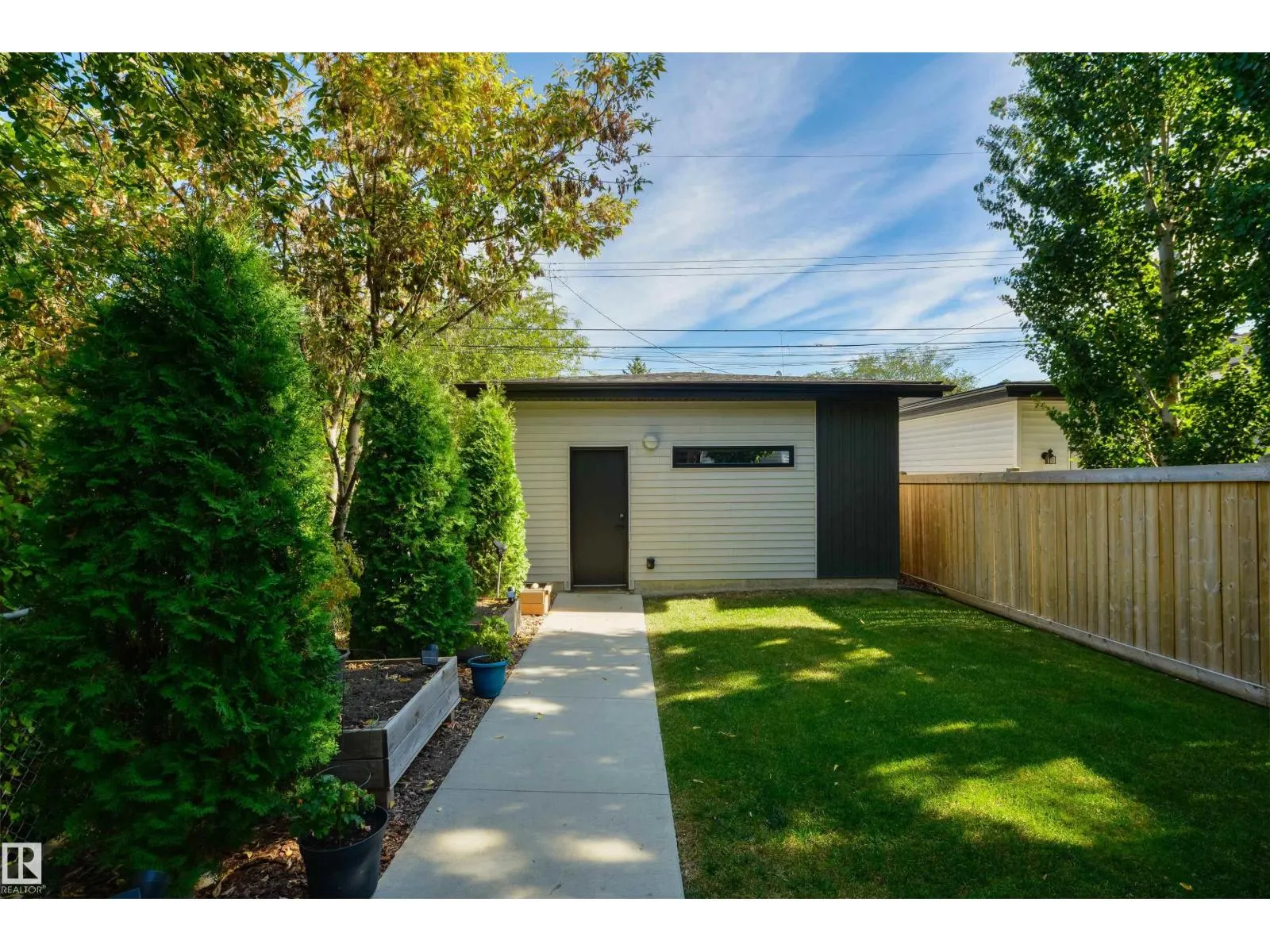 11415 126 ST NW