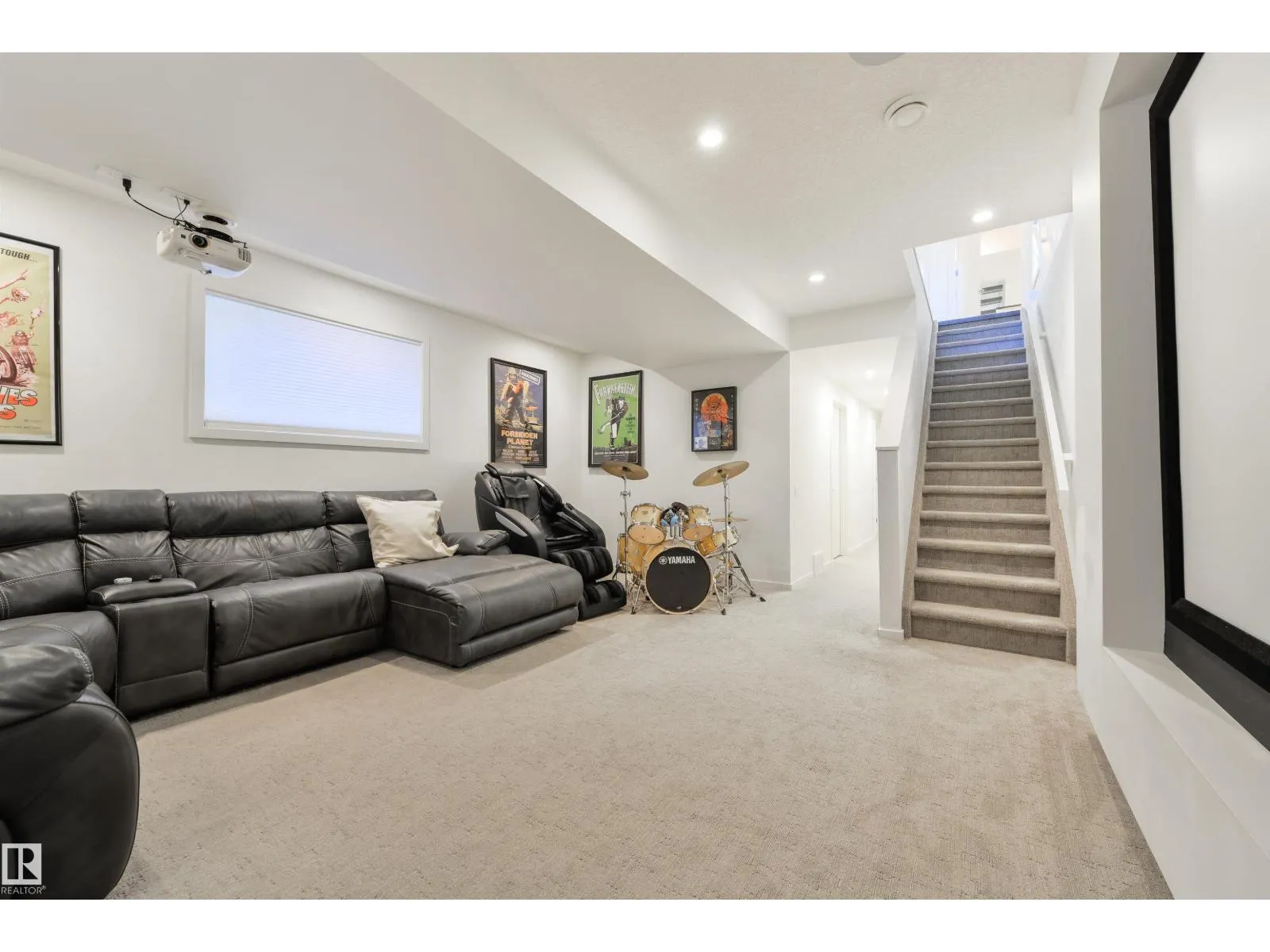 11415 126 ST NW