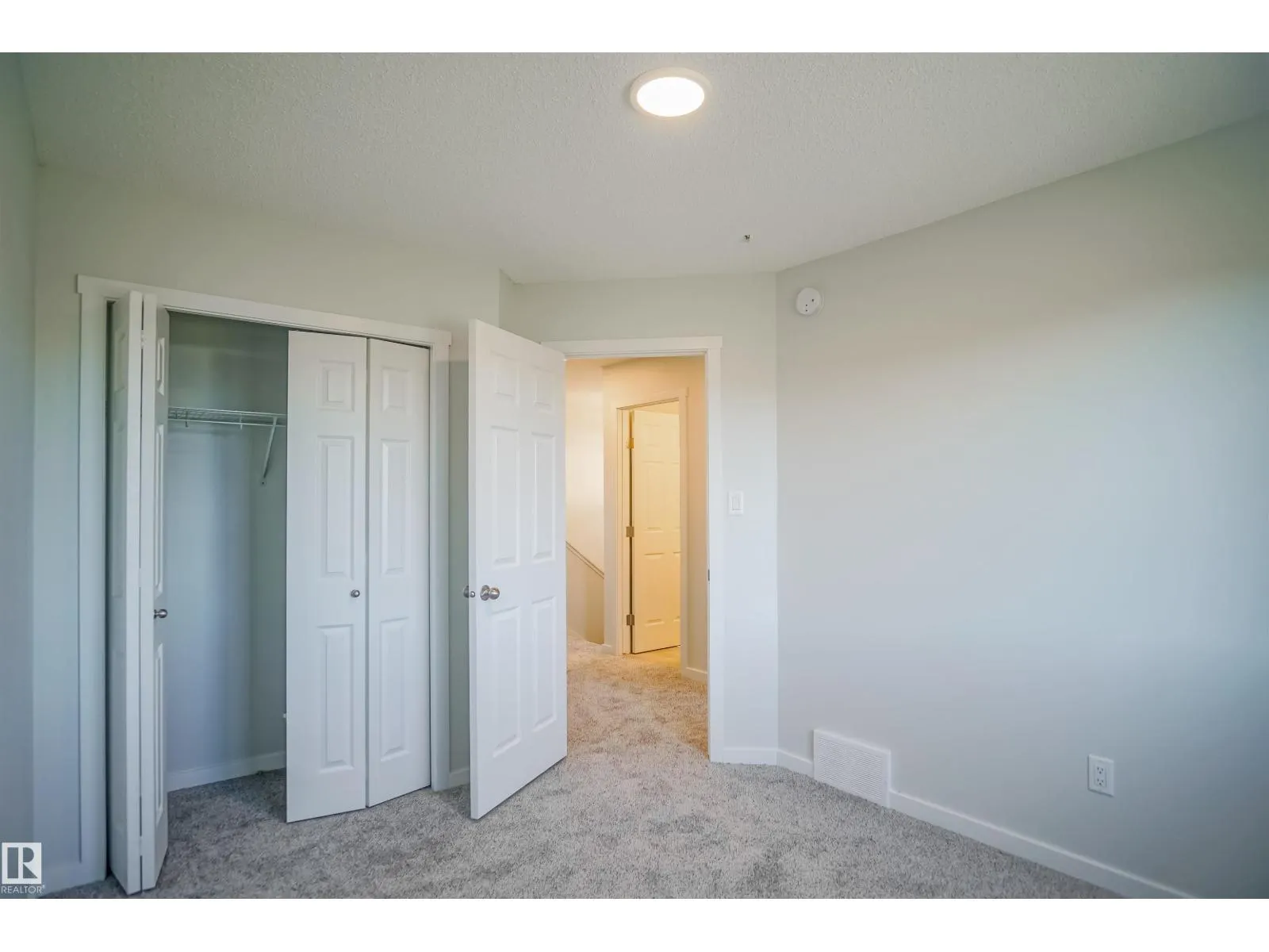 18146 73A ST NW