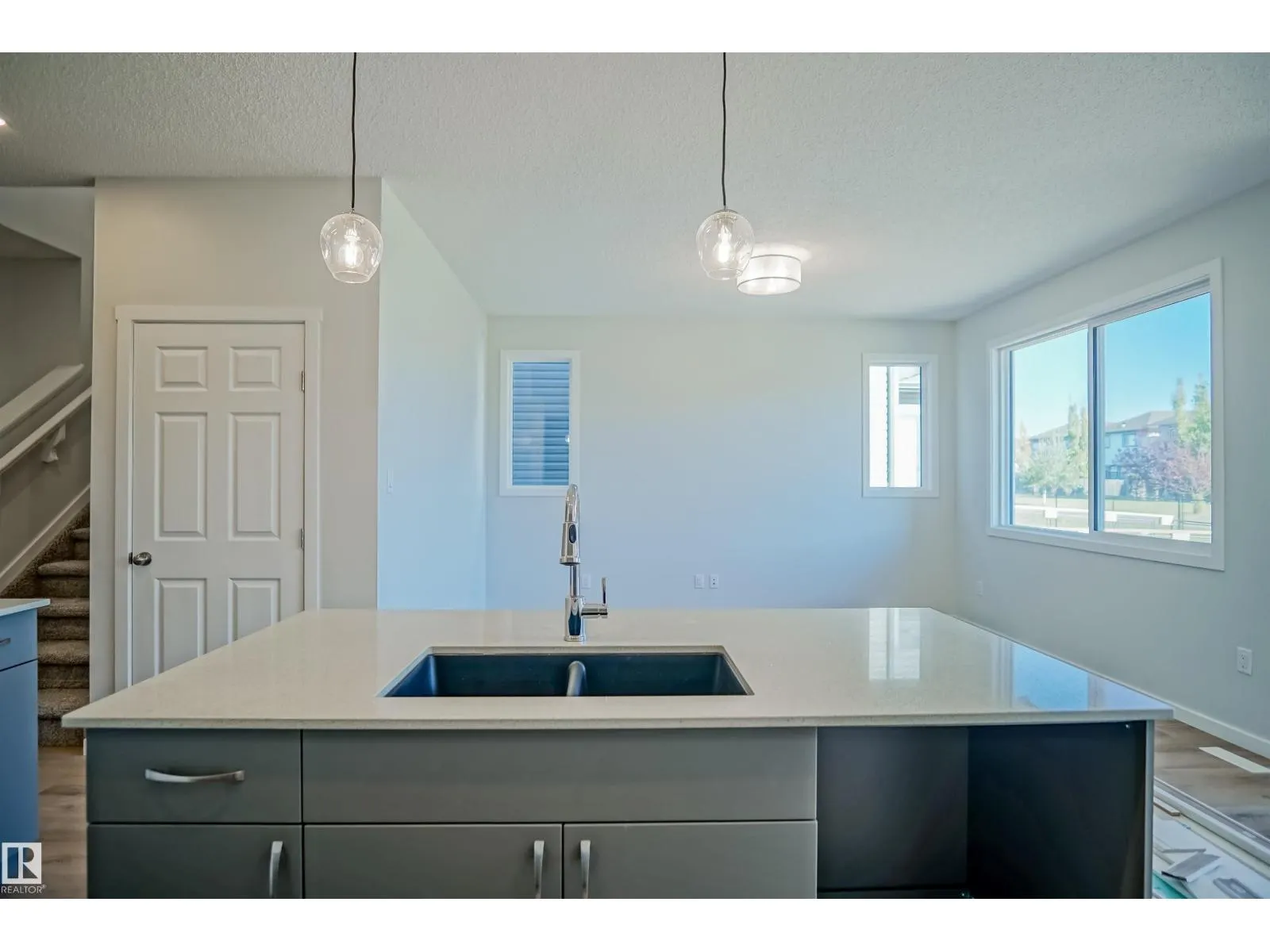 18146 73A ST NW