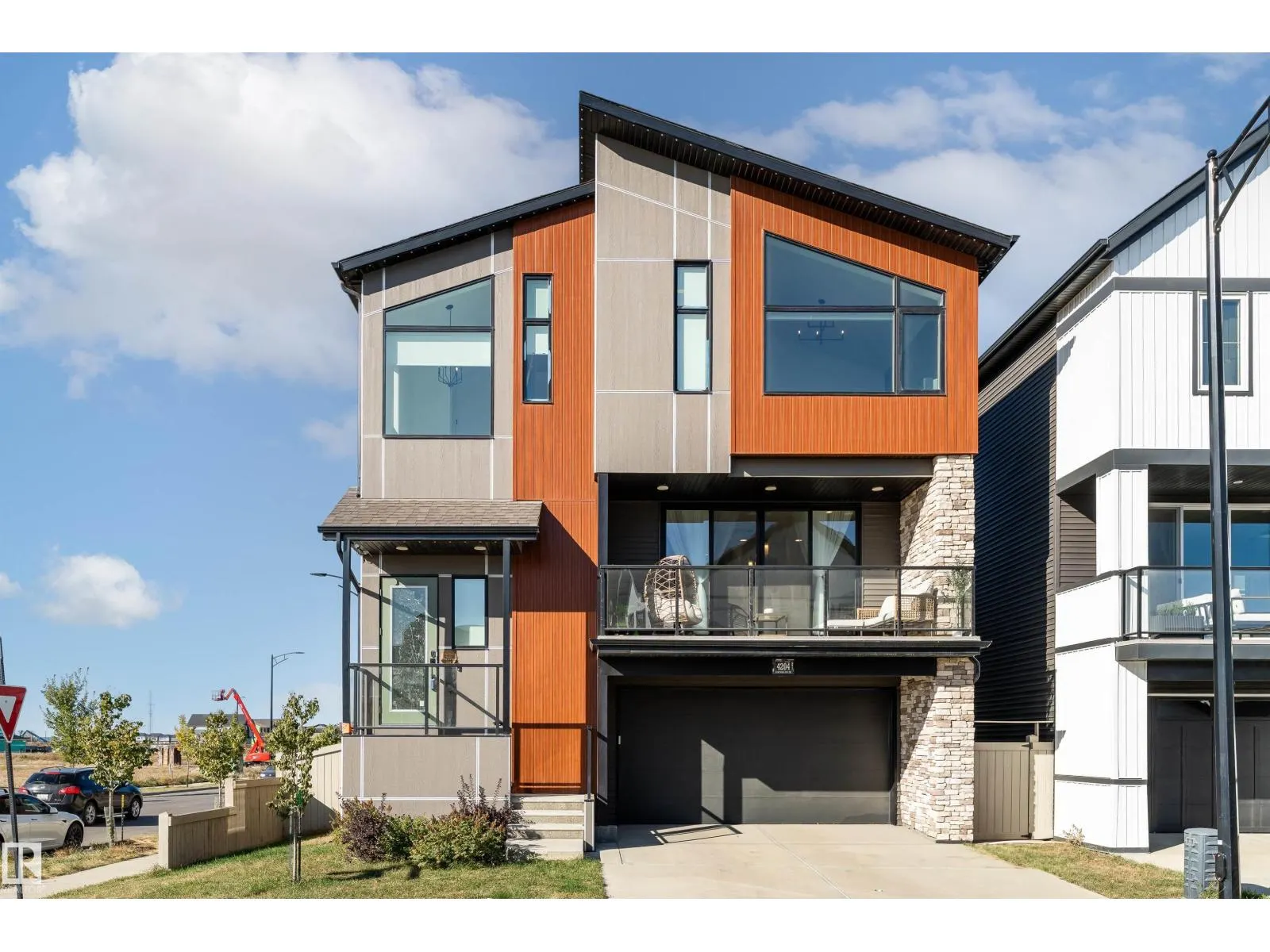 4204 HAWTHORN RO SW