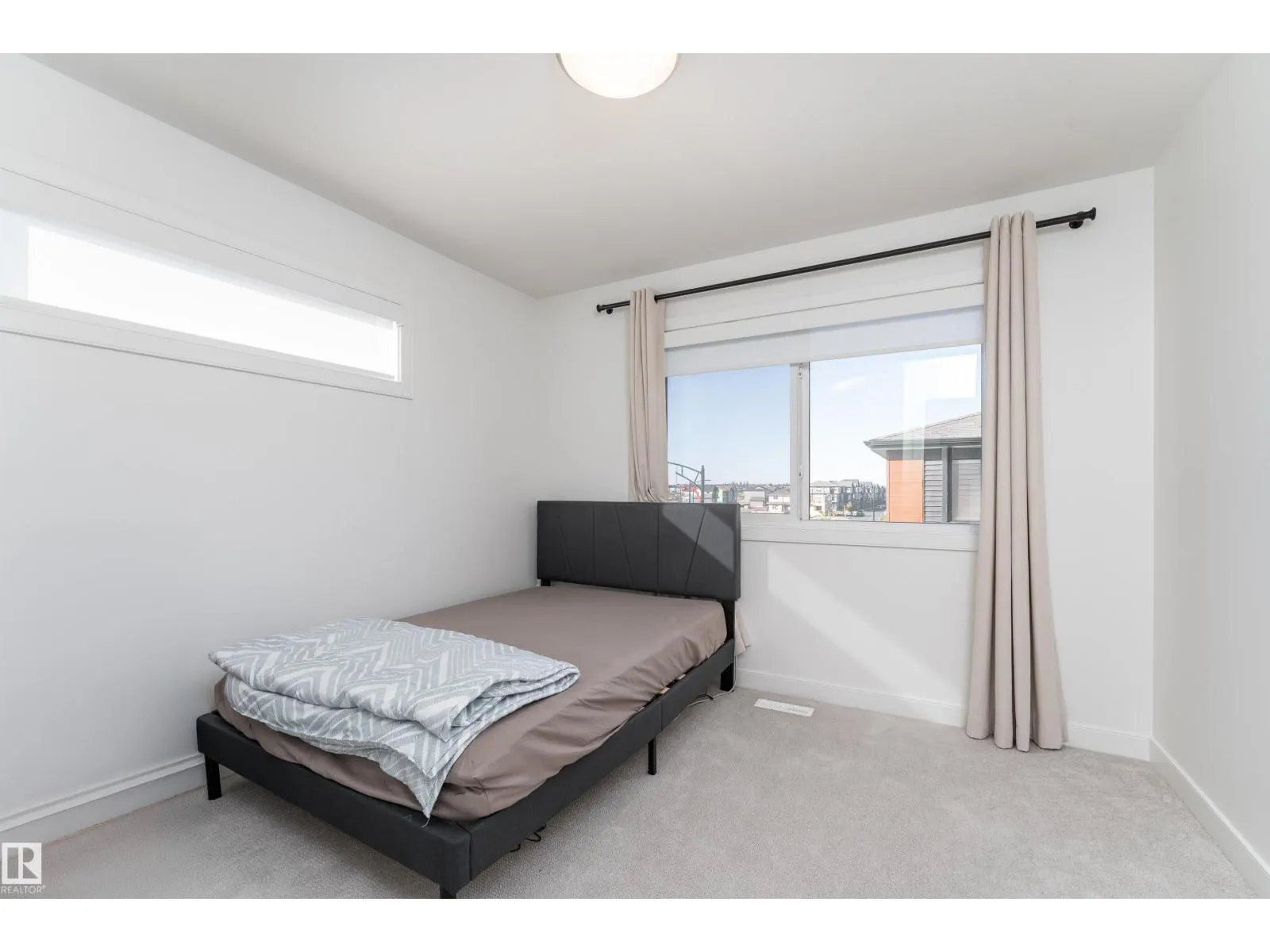 4204 HAWTHORN RO SW