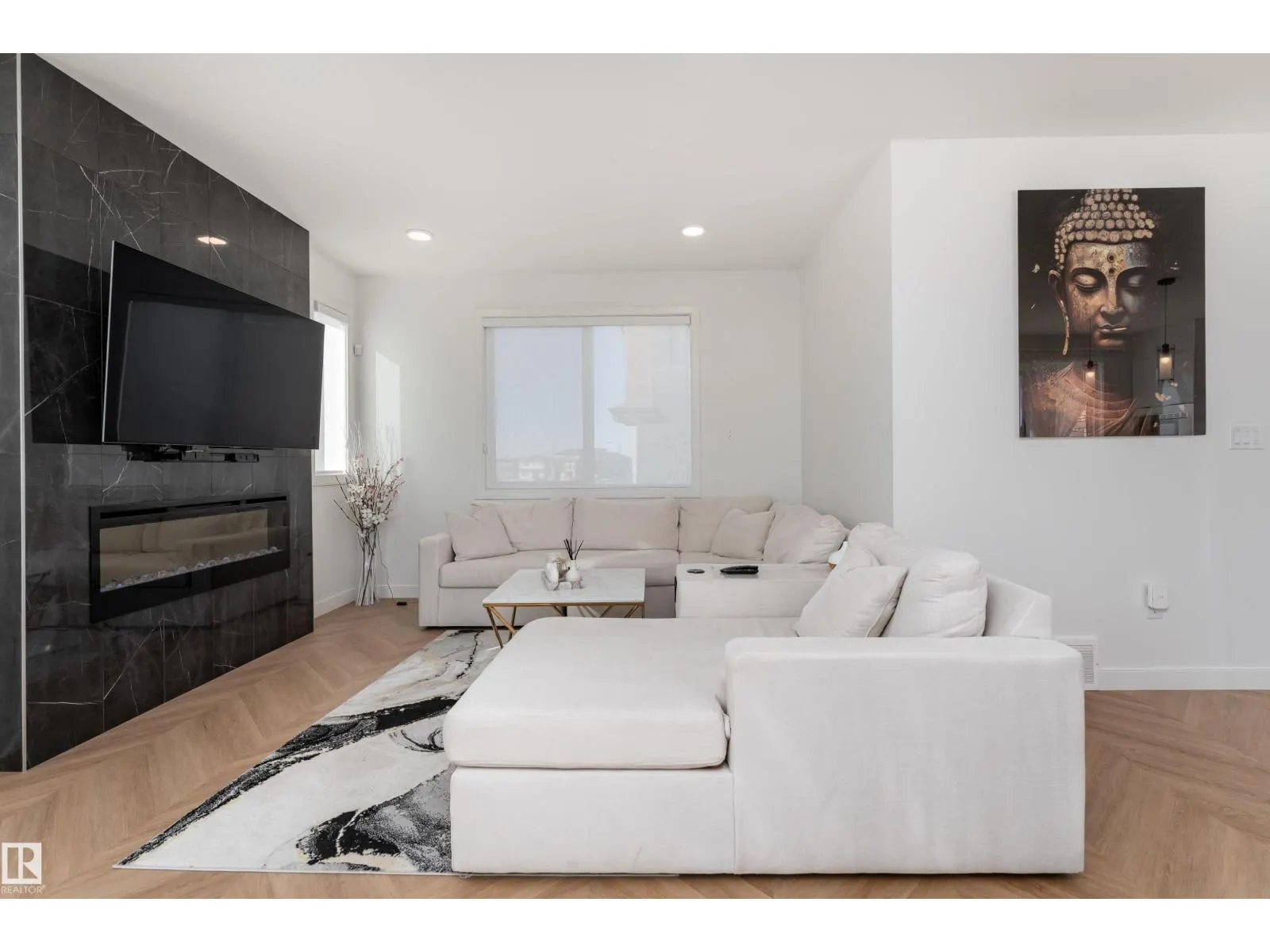4204 HAWTHORN RO SW