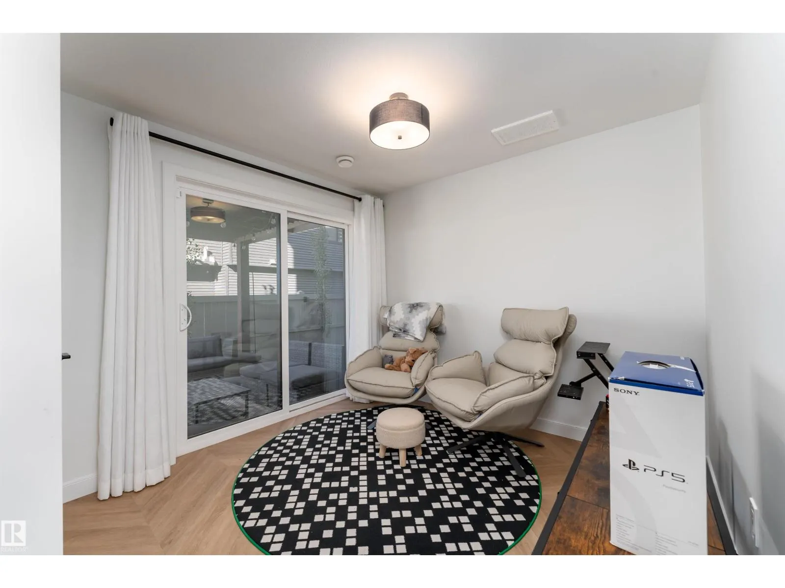 4204 HAWTHORN RO SW