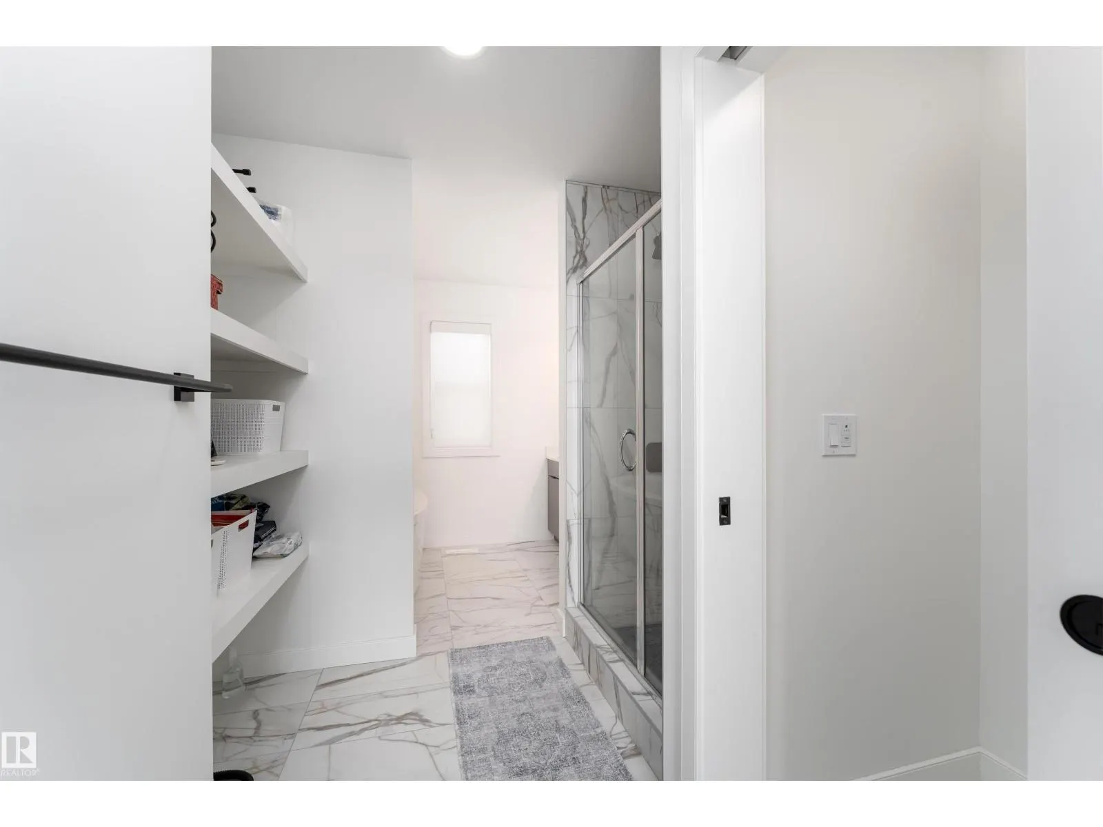 4204 HAWTHORN RO SW