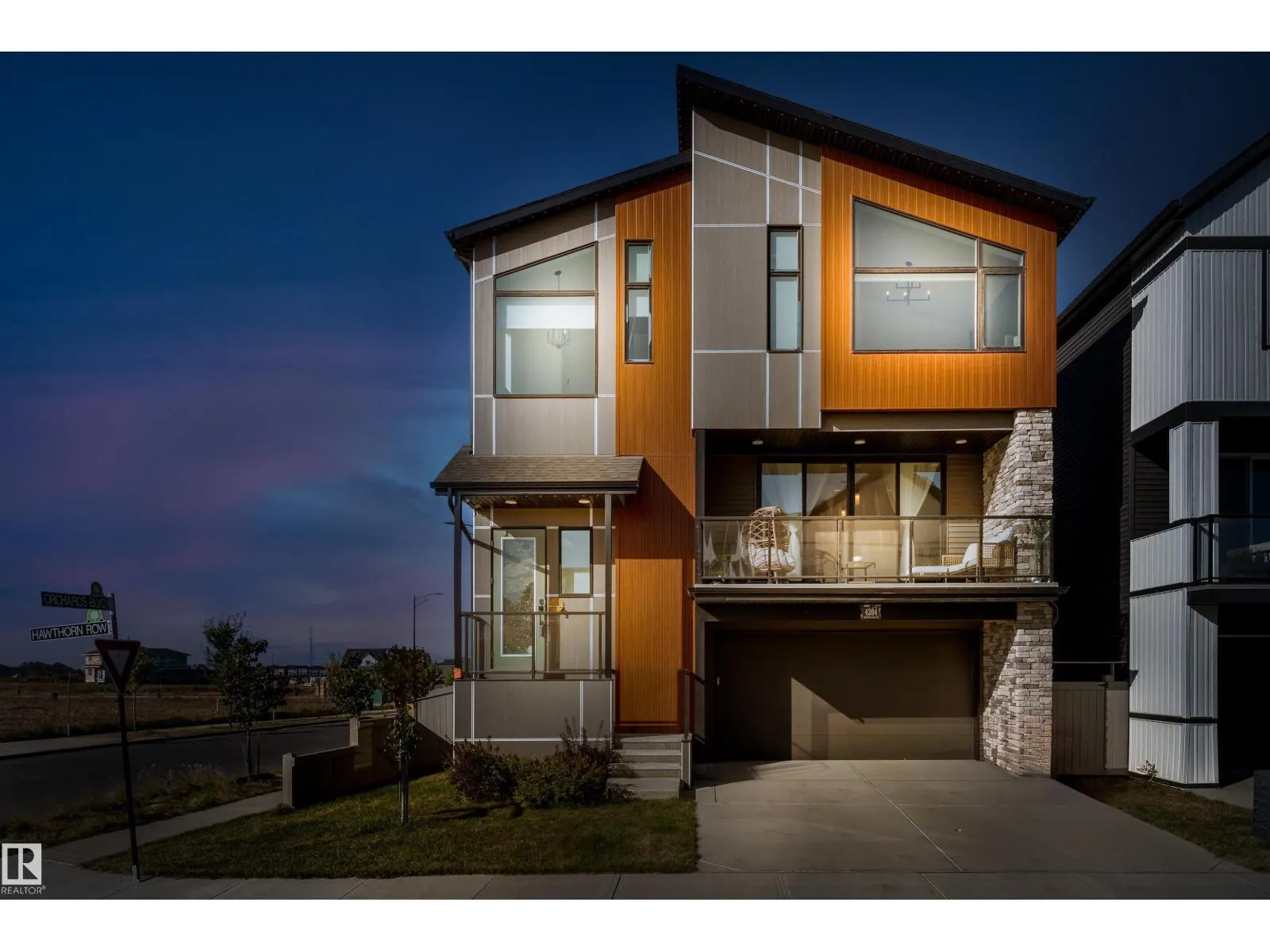 4204 HAWTHORN RO SW