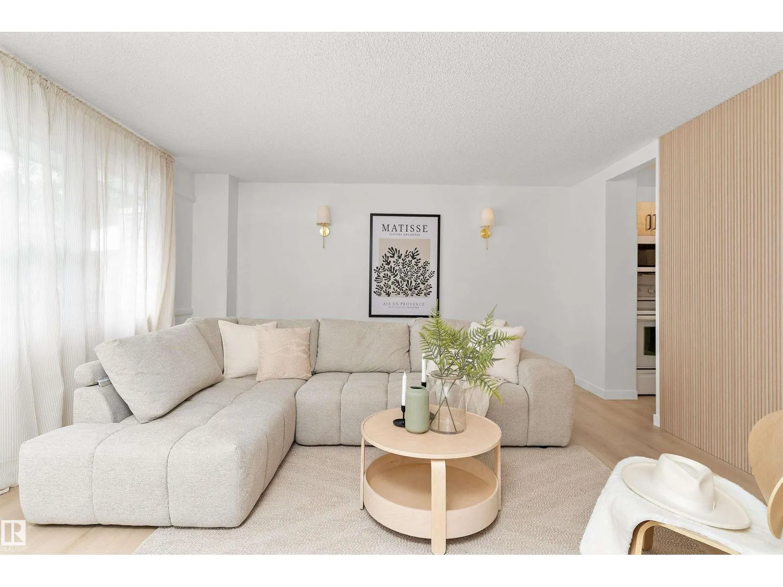717 VILLAGE ON THE GREEN GR NW