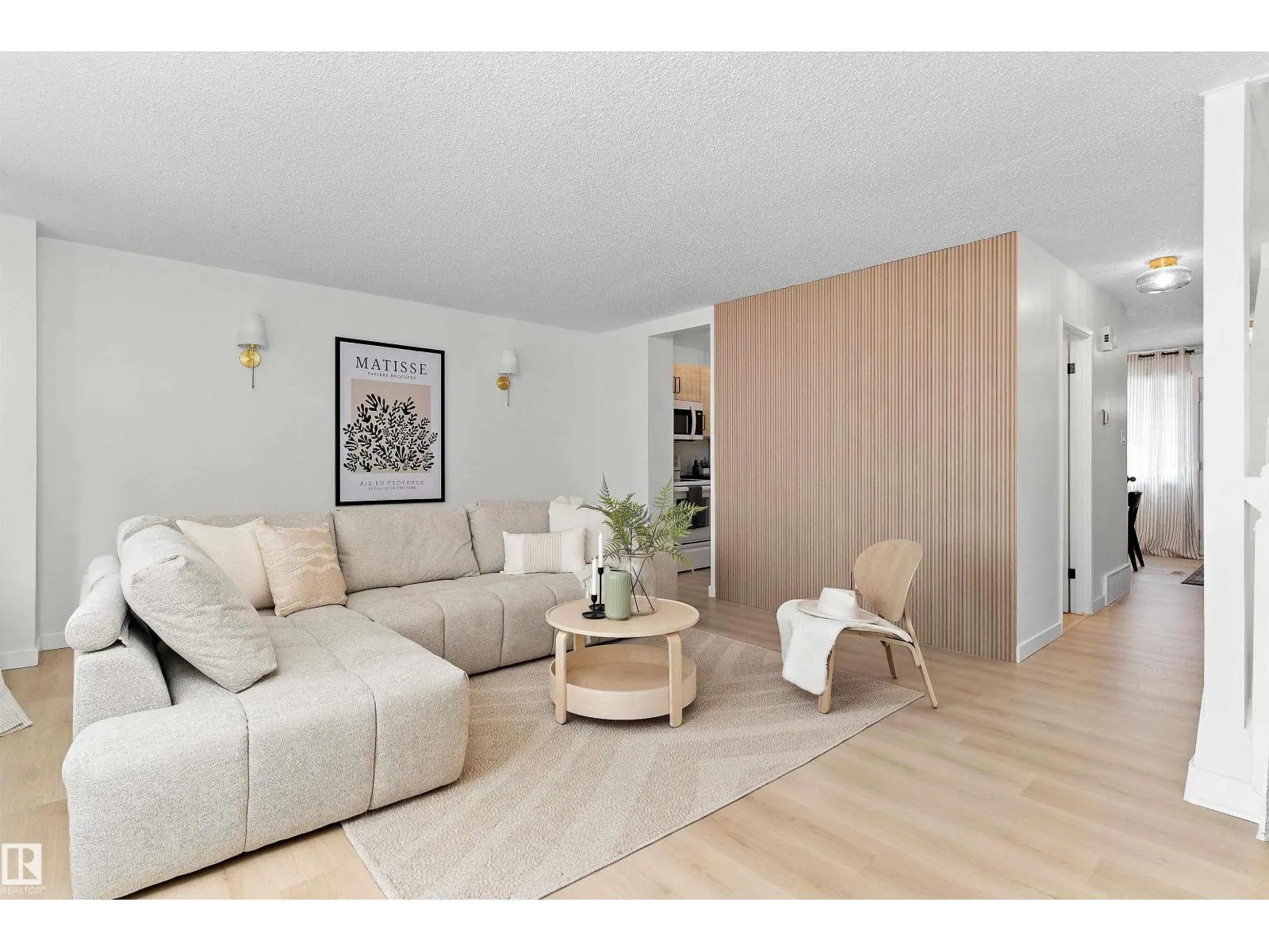 717 VILLAGE ON THE GREEN GR NW