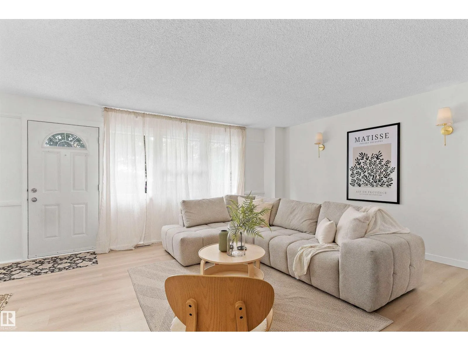 717 VILLAGE ON THE GREEN GR NW