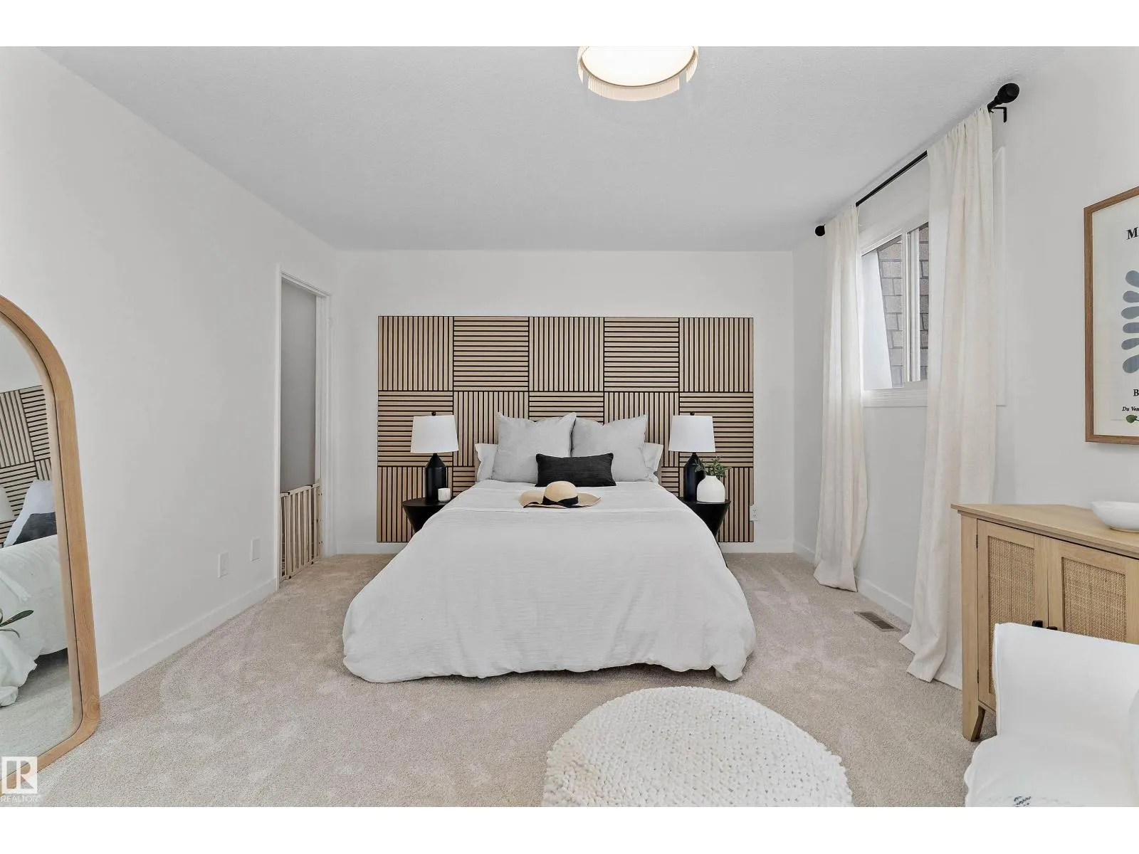 717 VILLAGE ON THE GREEN GR NW