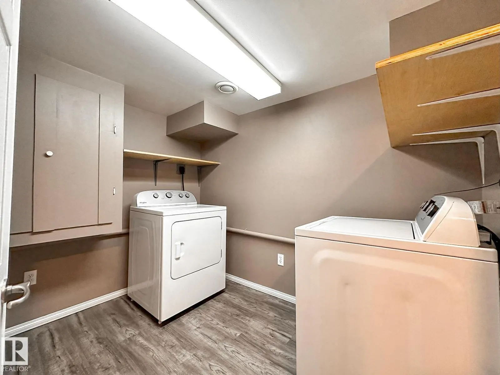 11403 149 AV NW