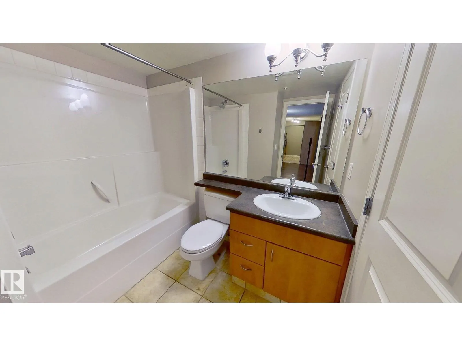 #1604 10303 105 ST NW