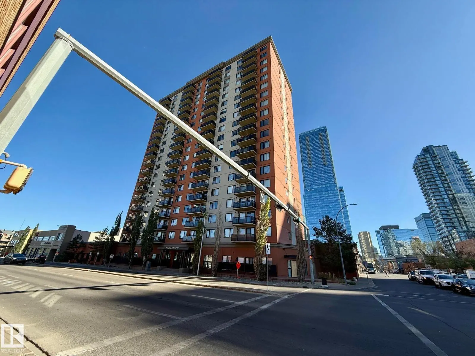 #1604 10303 105 ST NW