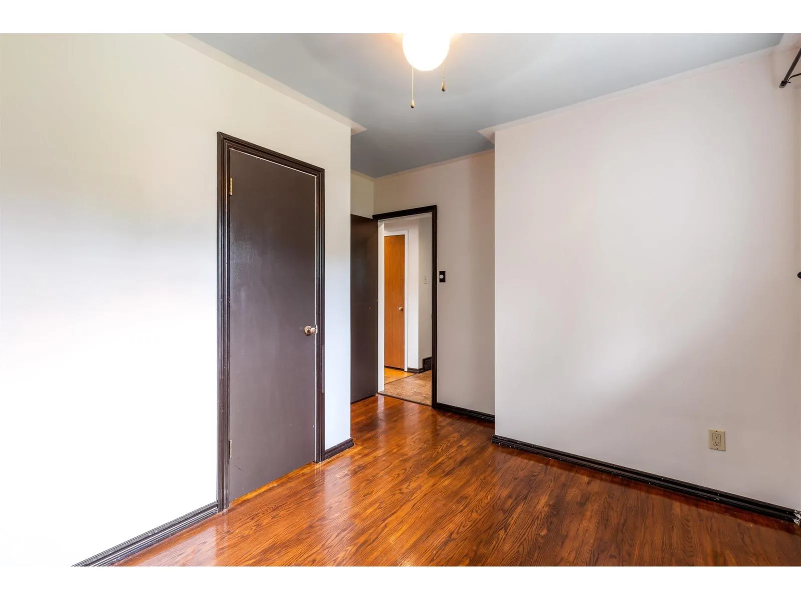 52 BELMONT DR