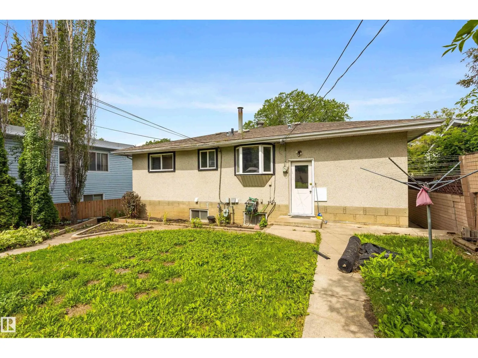 52 BELMONT DR