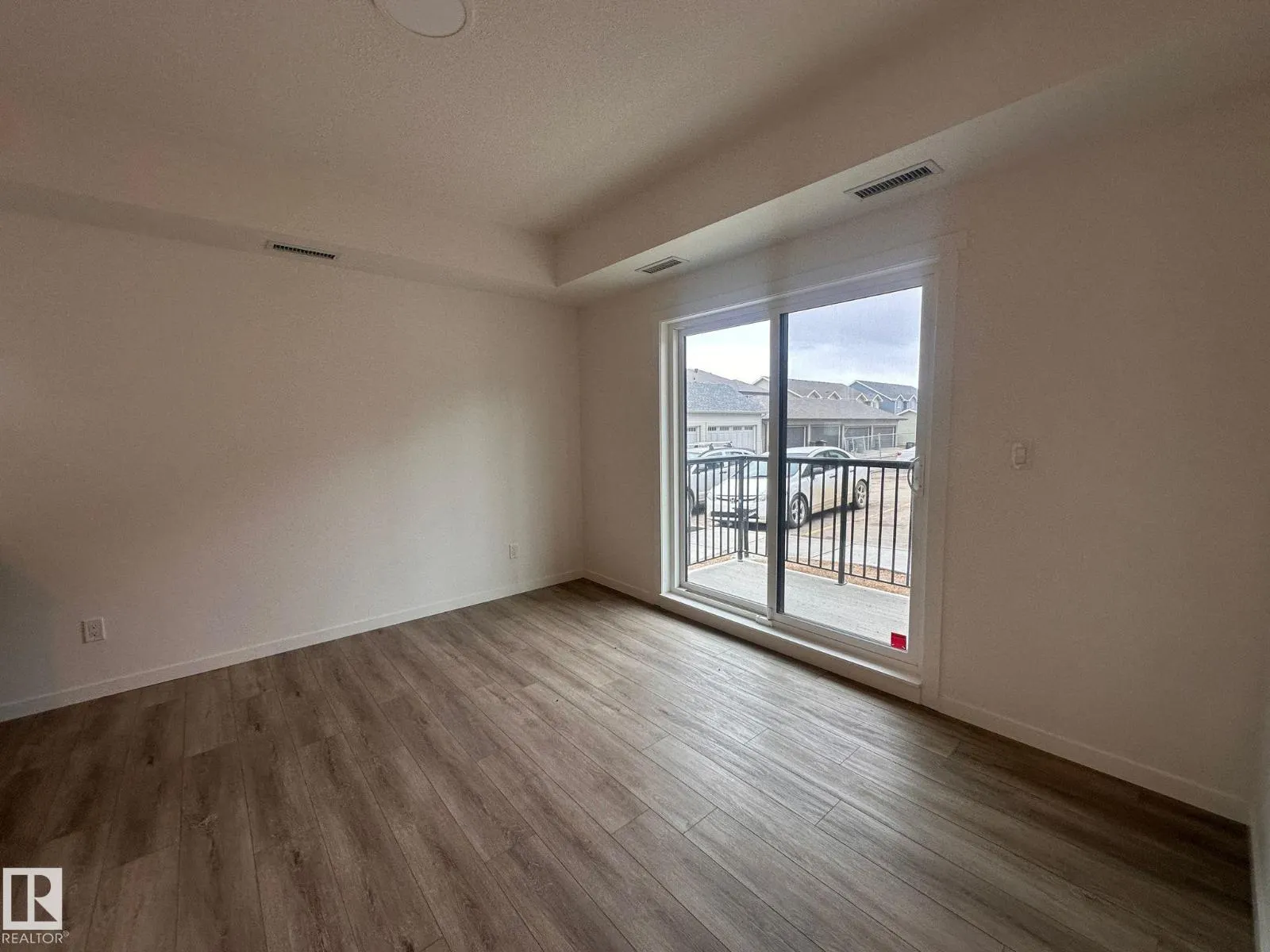 #104 9227 228 ST NW