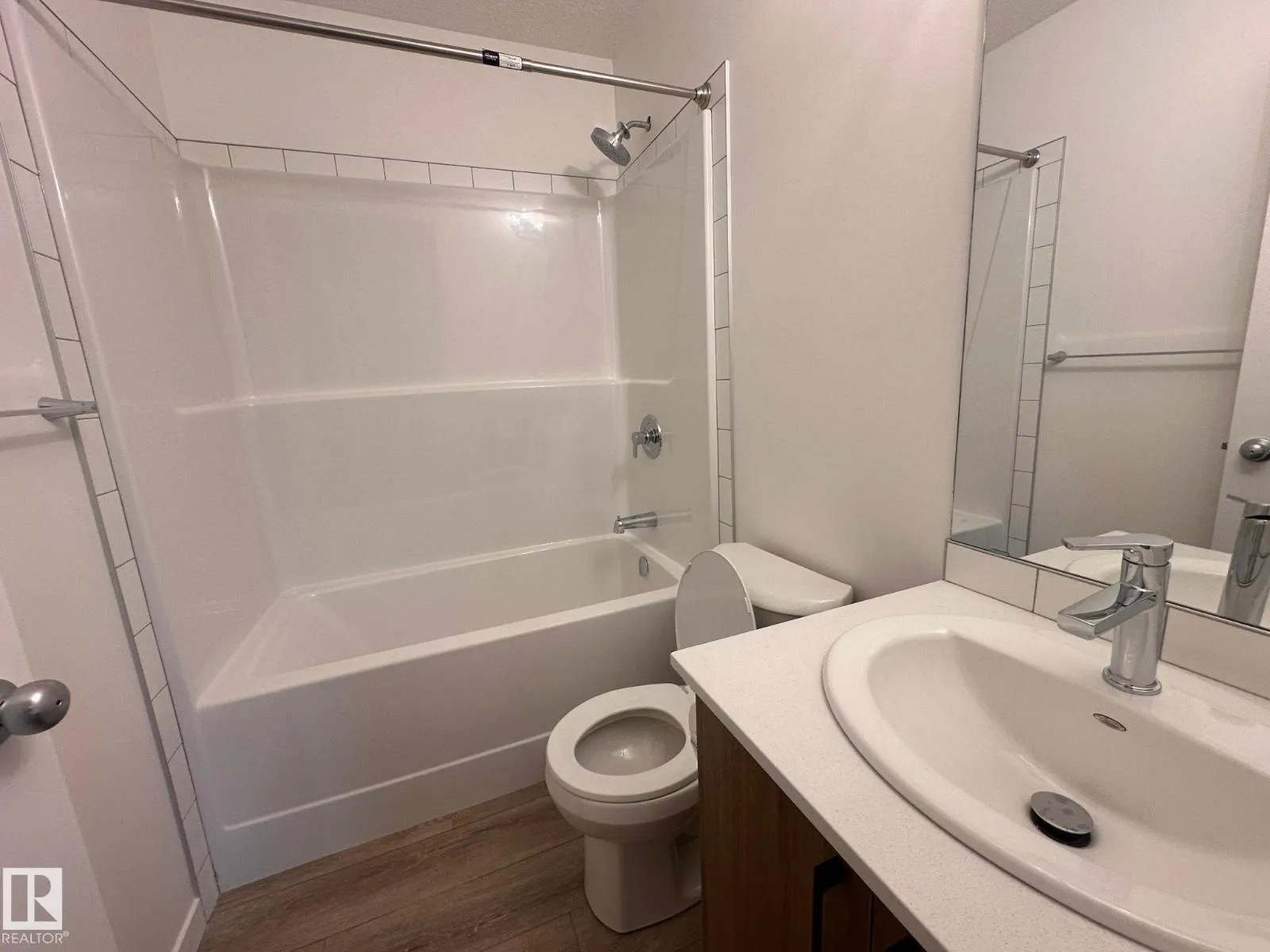 #104 9227 228 ST NW