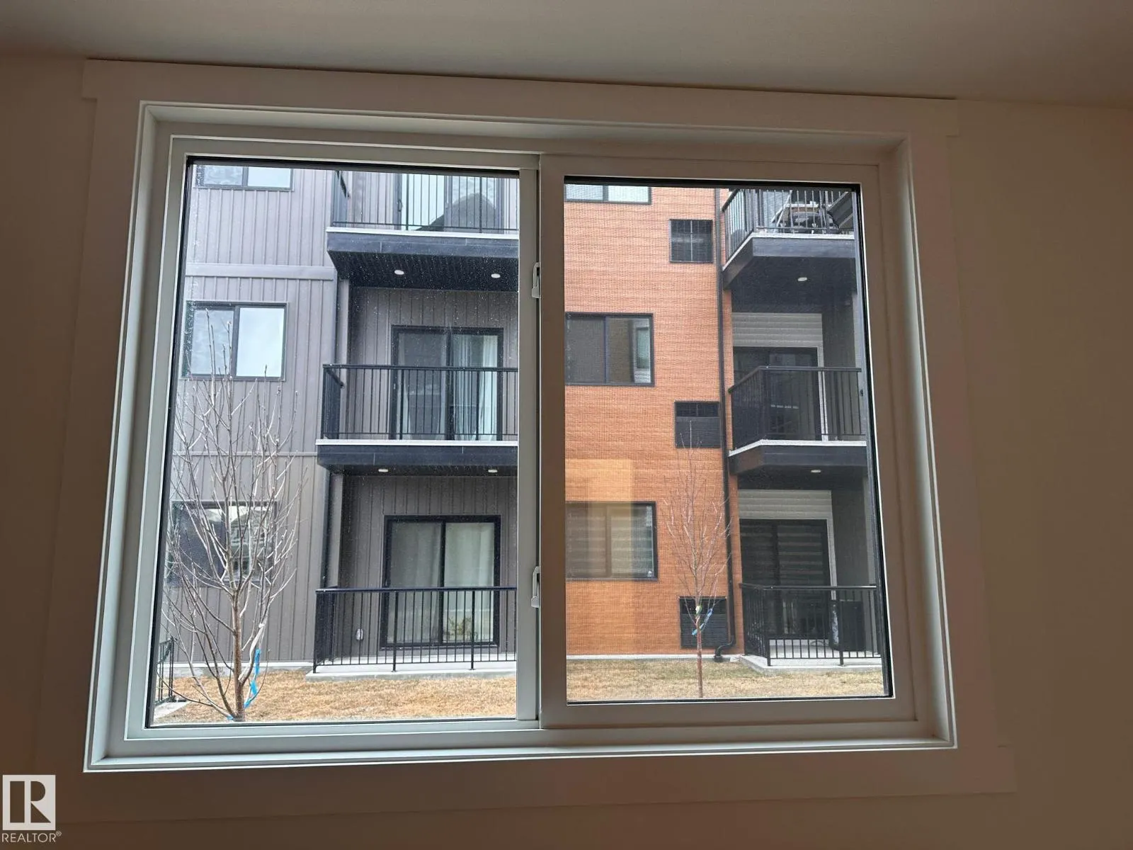 #104 9227 228 ST NW