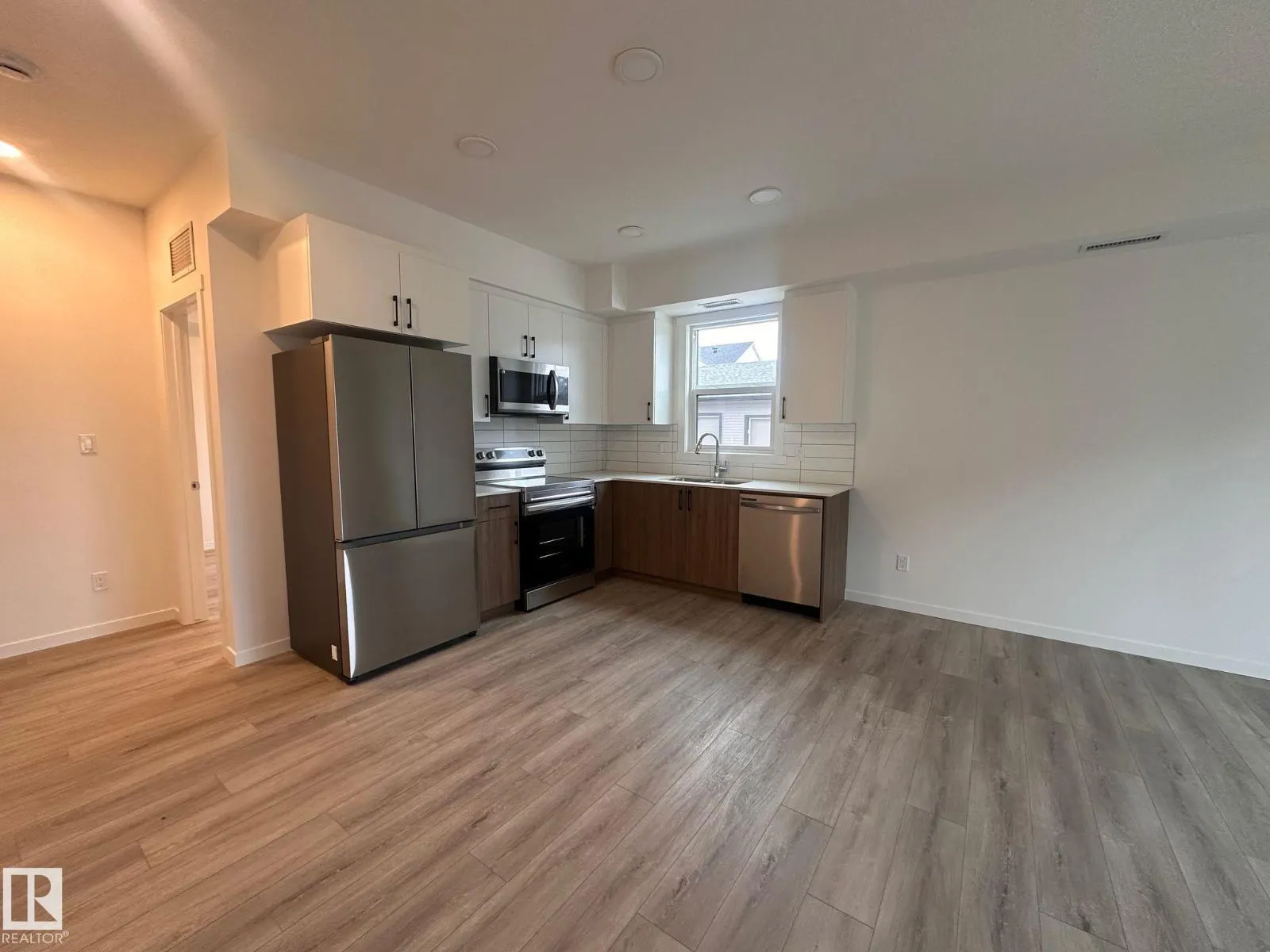 #104 9227 228 ST NW