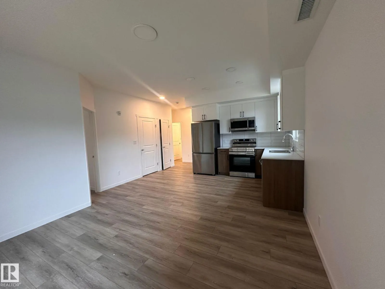 #104 9227 228 ST NW