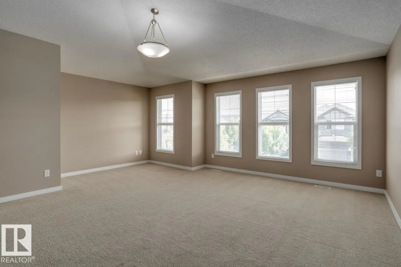 3552 CLAXTON CR SW