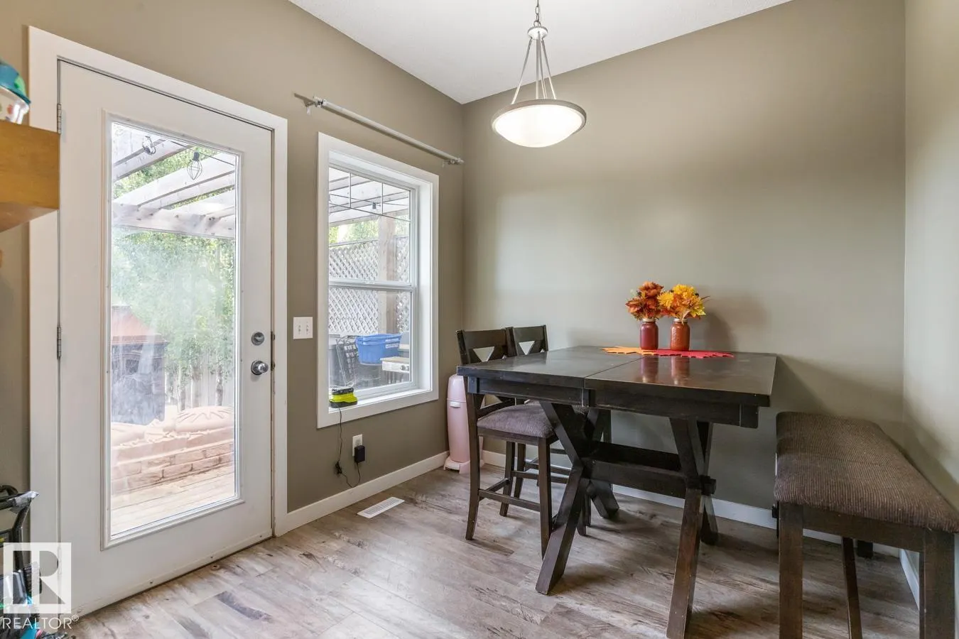 3133 TRELLE LO NW