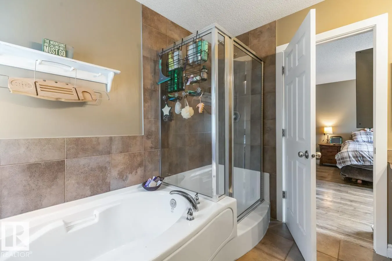 3133 TRELLE LO NW