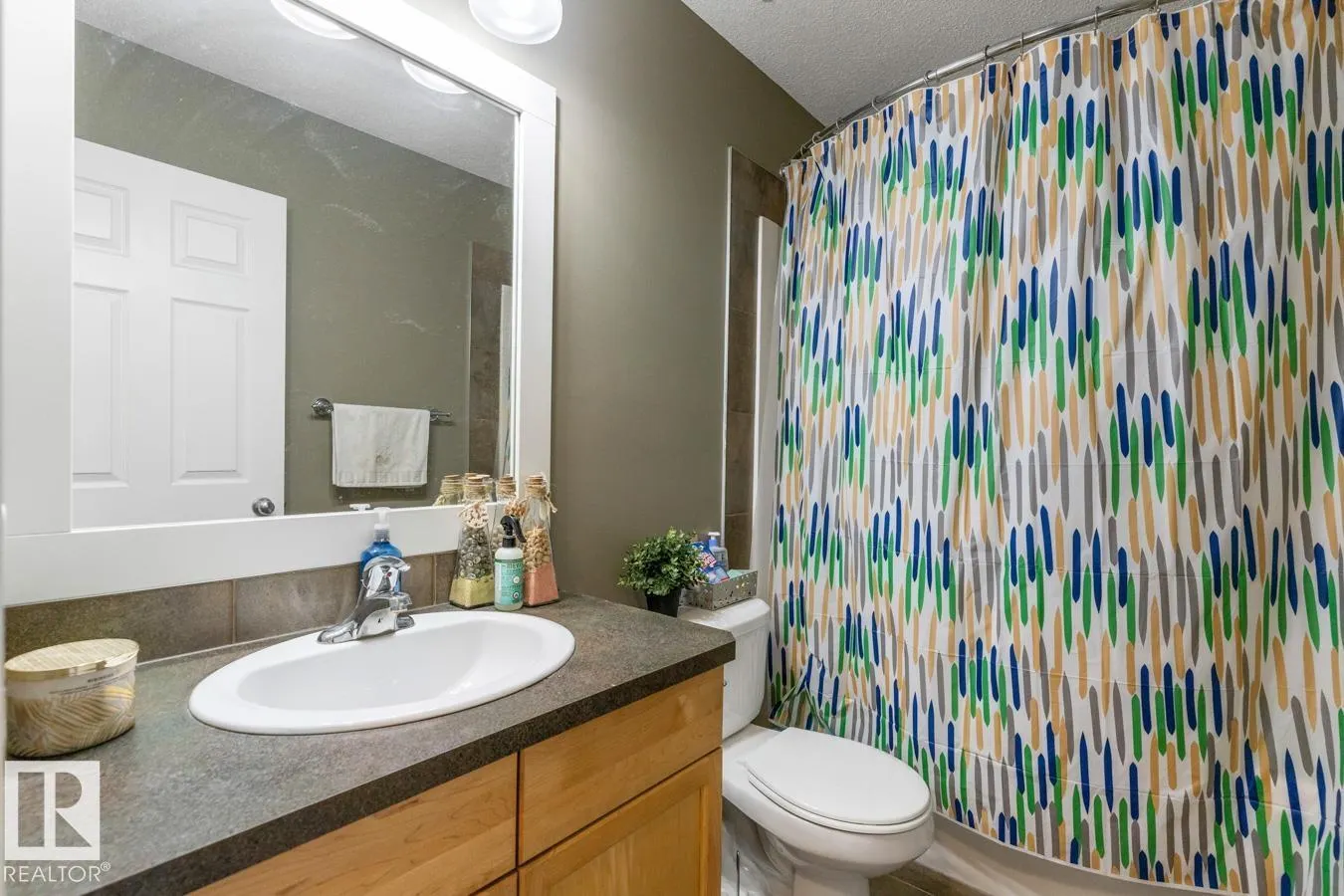 3133 TRELLE LO NW